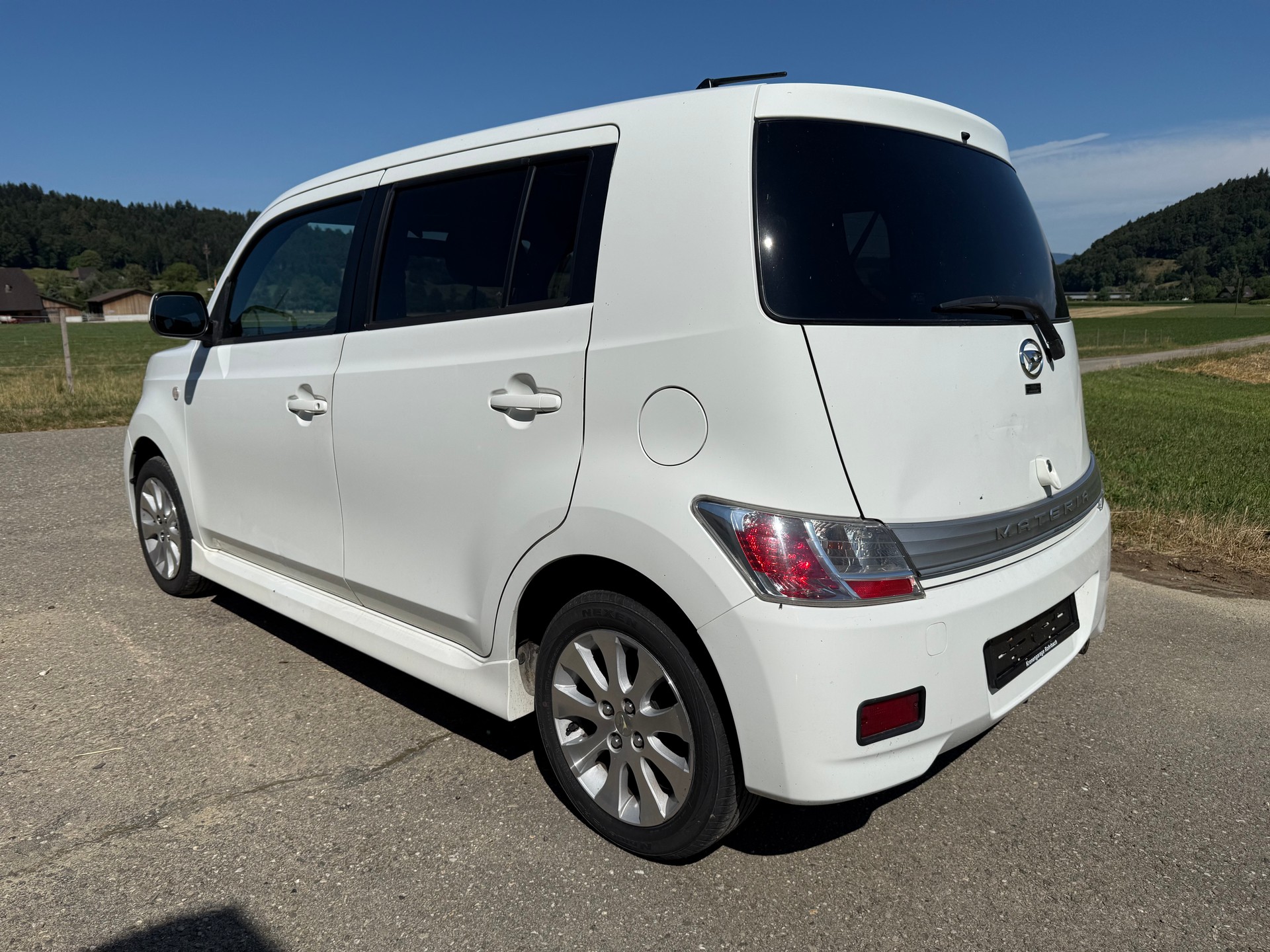 DAIHATSU Materia 1.5 4WD-image-2