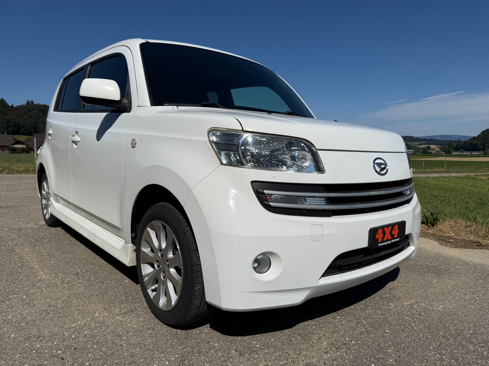 DAIHATSU Materia 1.5 4WD-image-3