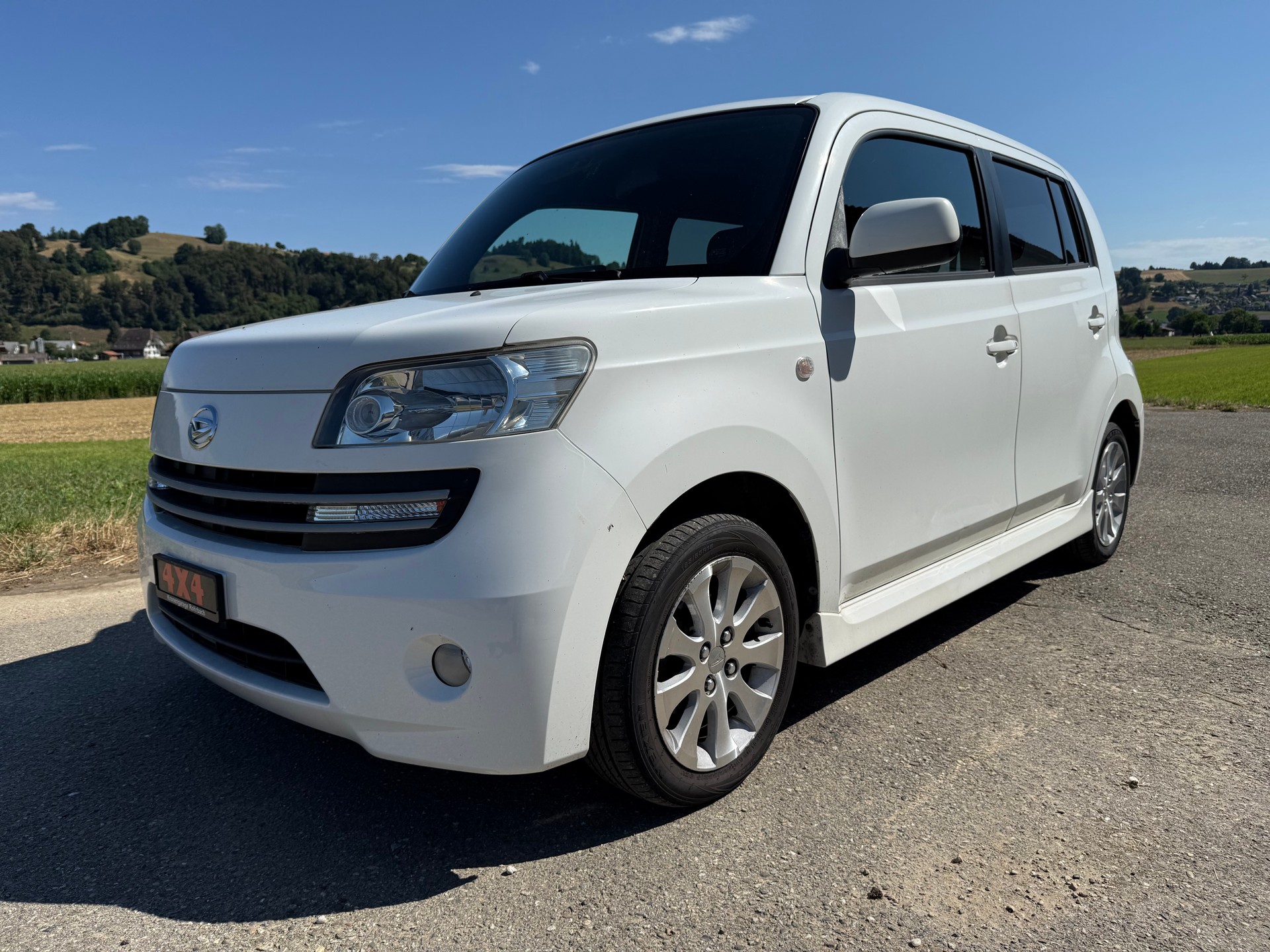 DAIHATSU Materia 1.5 4WD