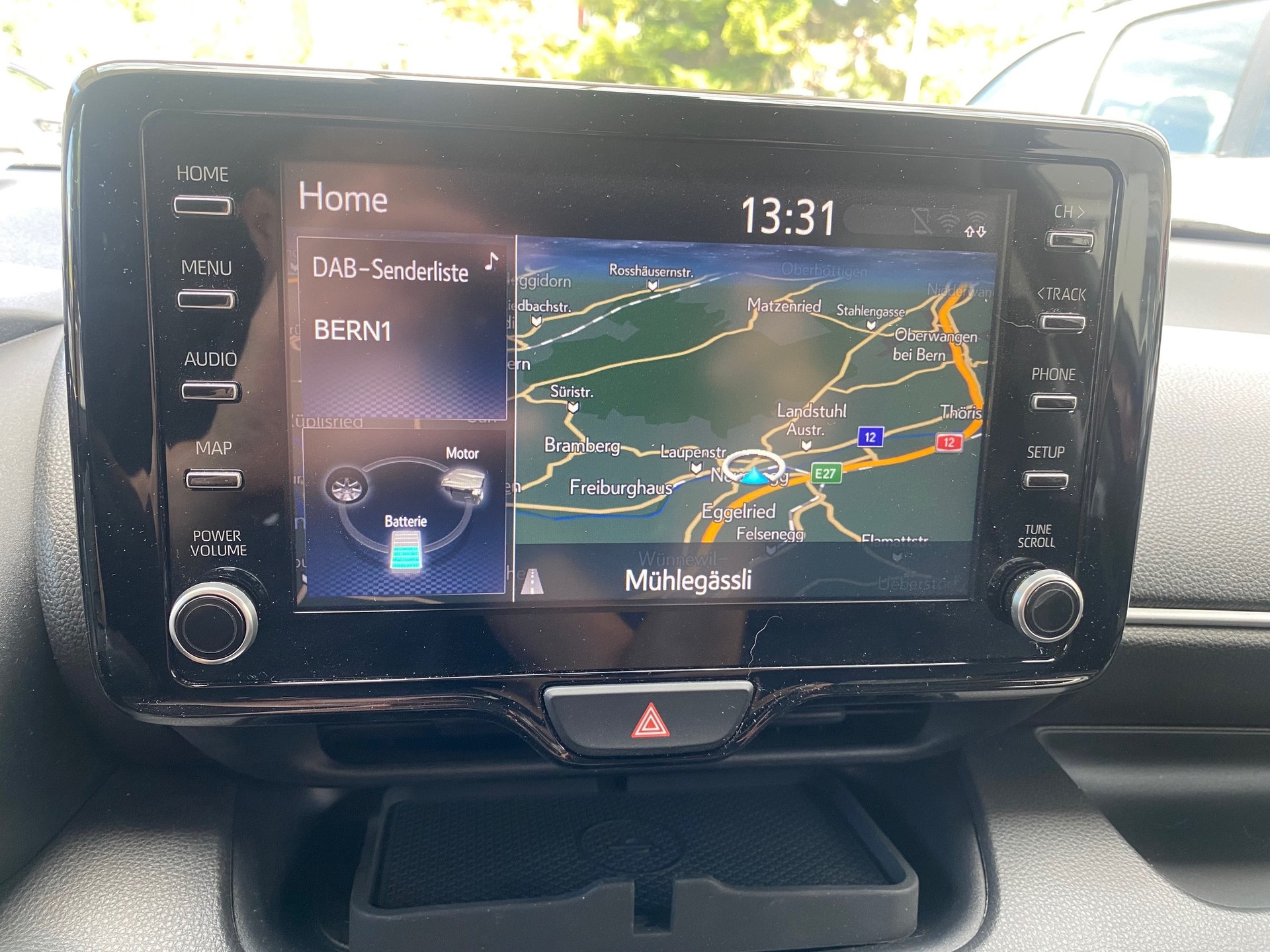 TOYOTA Yaris Cross 1.5 Adventure e-CVT AWDi-image-5