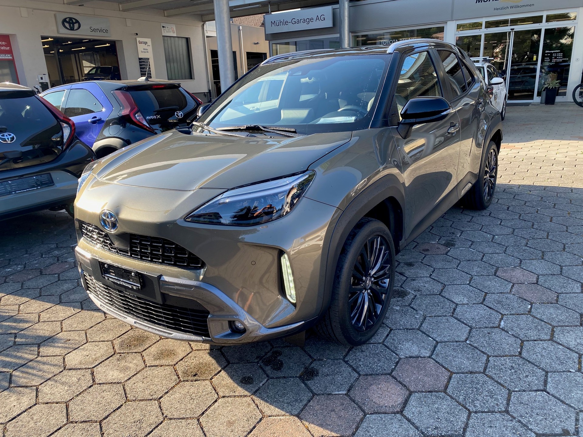 TOYOTA Yaris Cross 1.5 Adventure e-CVT AWDi-image-0