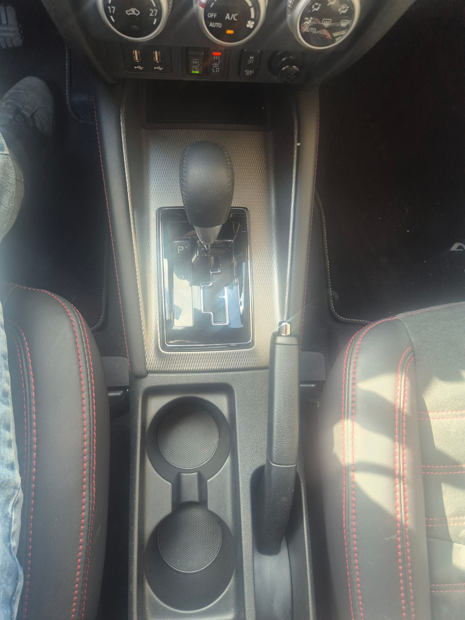MITSUBISHI ASX 2.0 MIVEC Style 4WD Automat-image-12