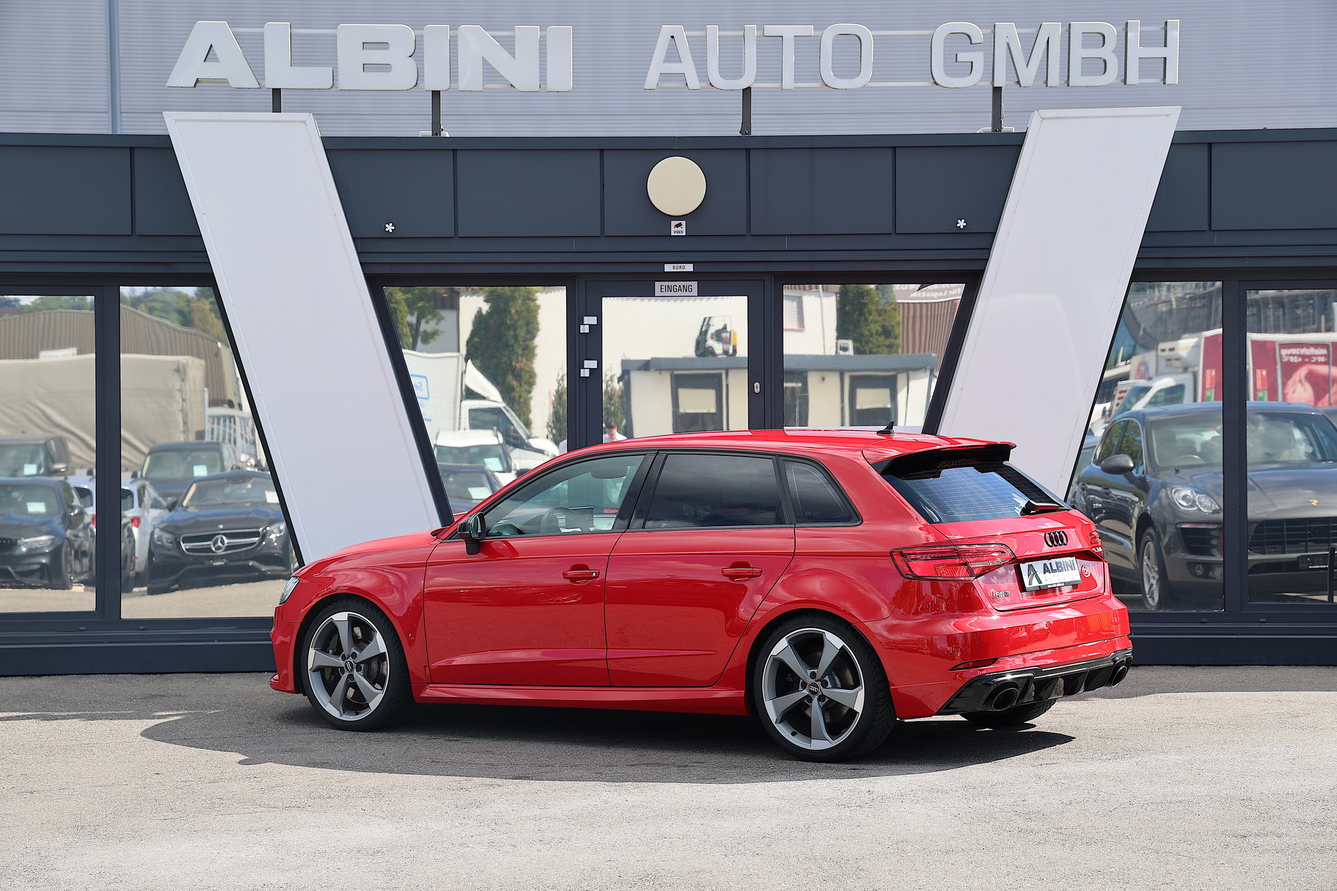 AUDI RS3 Sportback 2.5 T FSI quattro S-Tronic-image-3