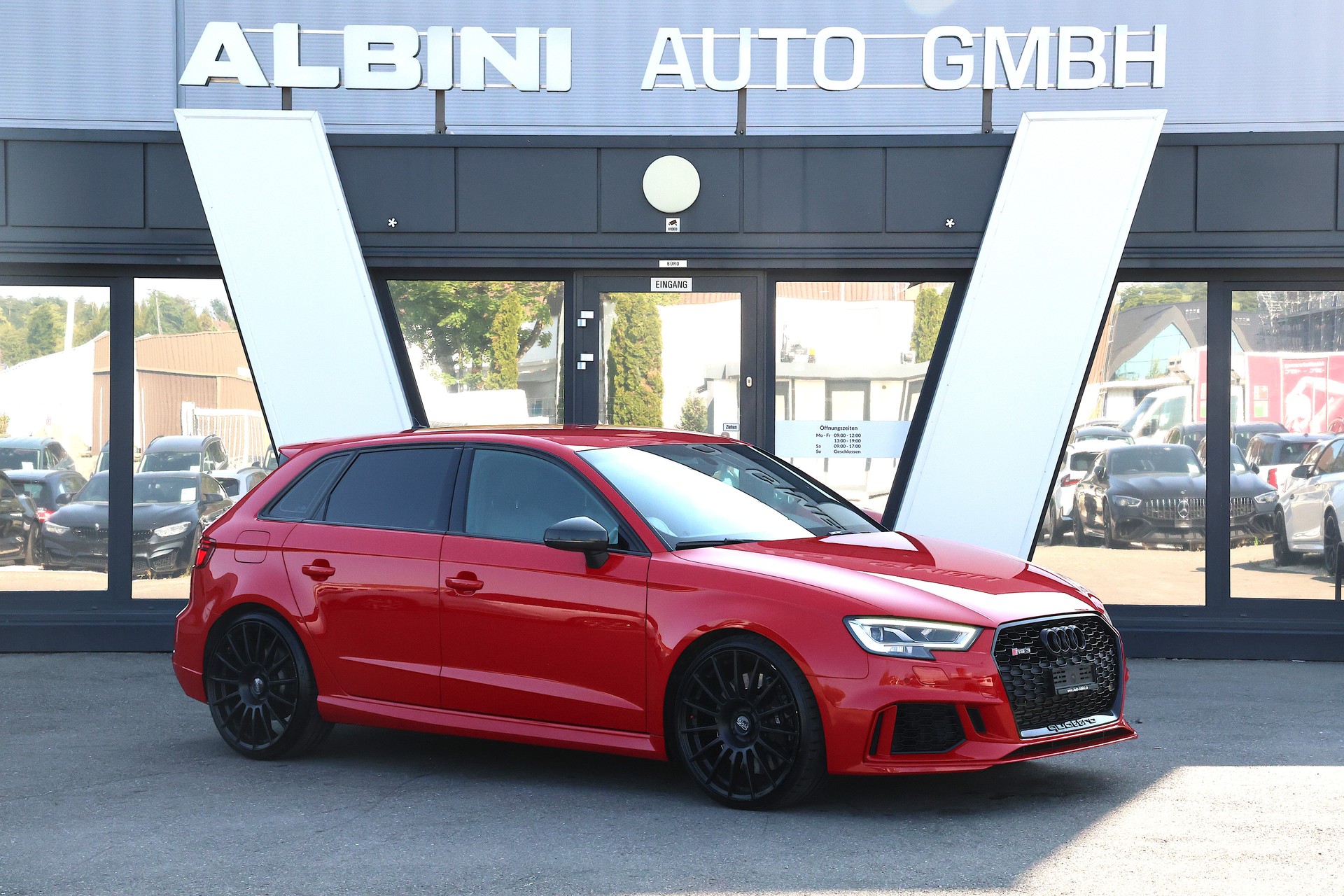 AUDI RS3 Sportback 2.5 T FSI quattro S-Tronic-image-2