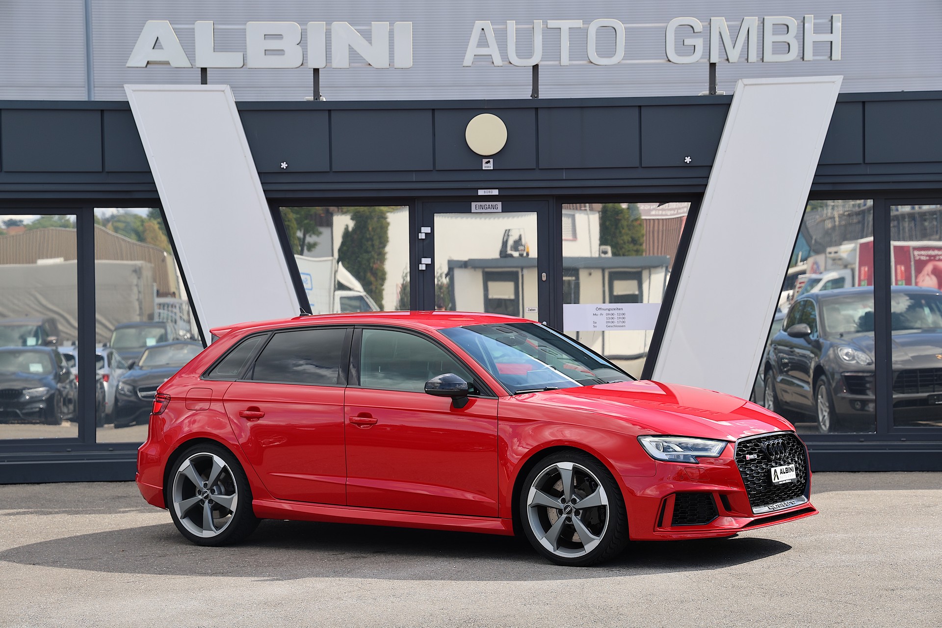 AUDI RS3 Sportback 2.5 T FSI quattro S-Tronic-image-1