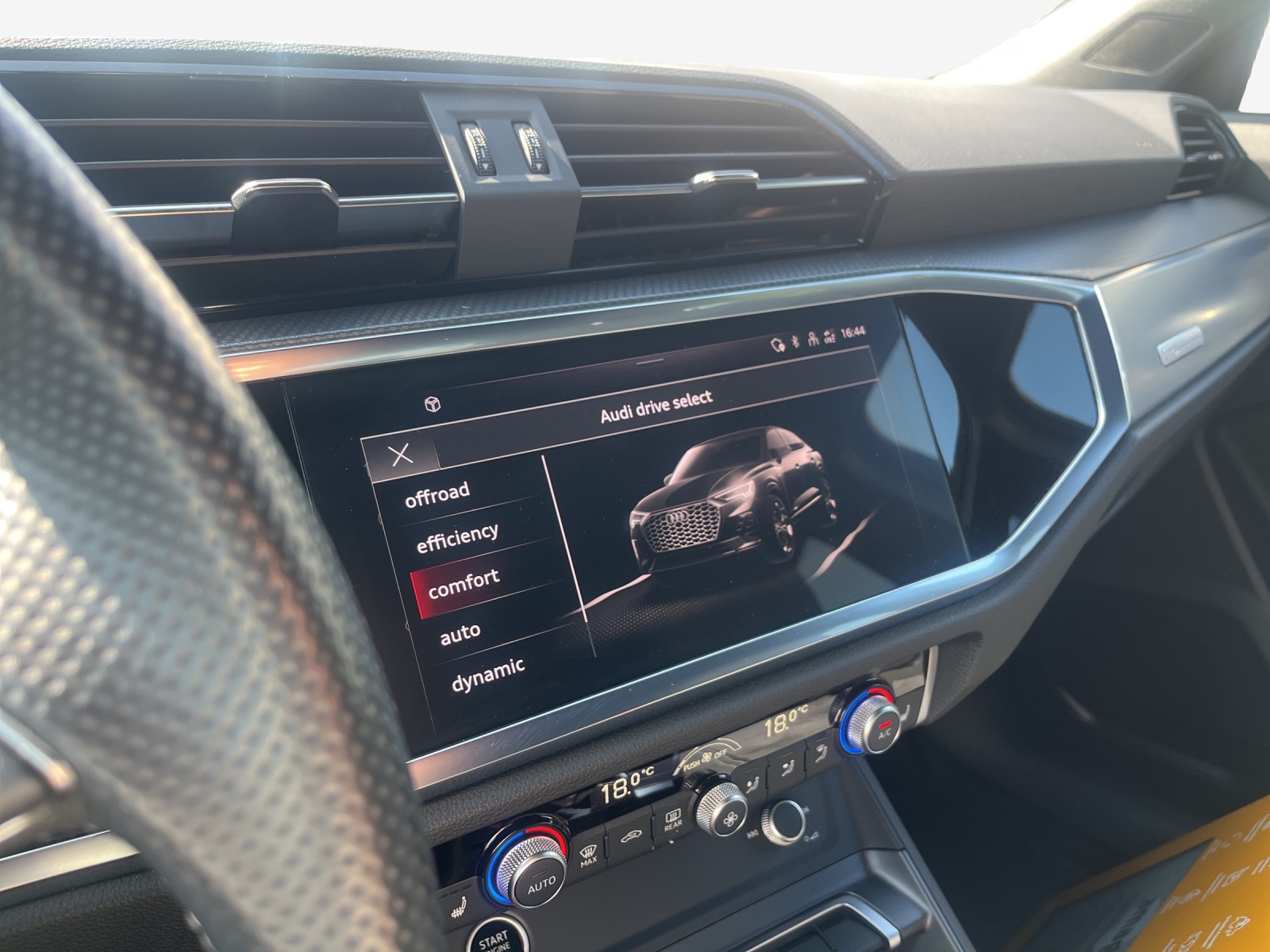 AUDI Q3 Sportback 35 TFSI S line Attraction S-tronic-image-15