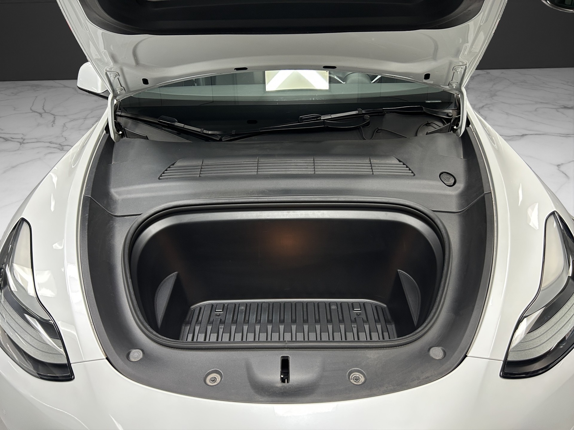TESLA Model Y Performance Batterie 91% Model 2023-image-11