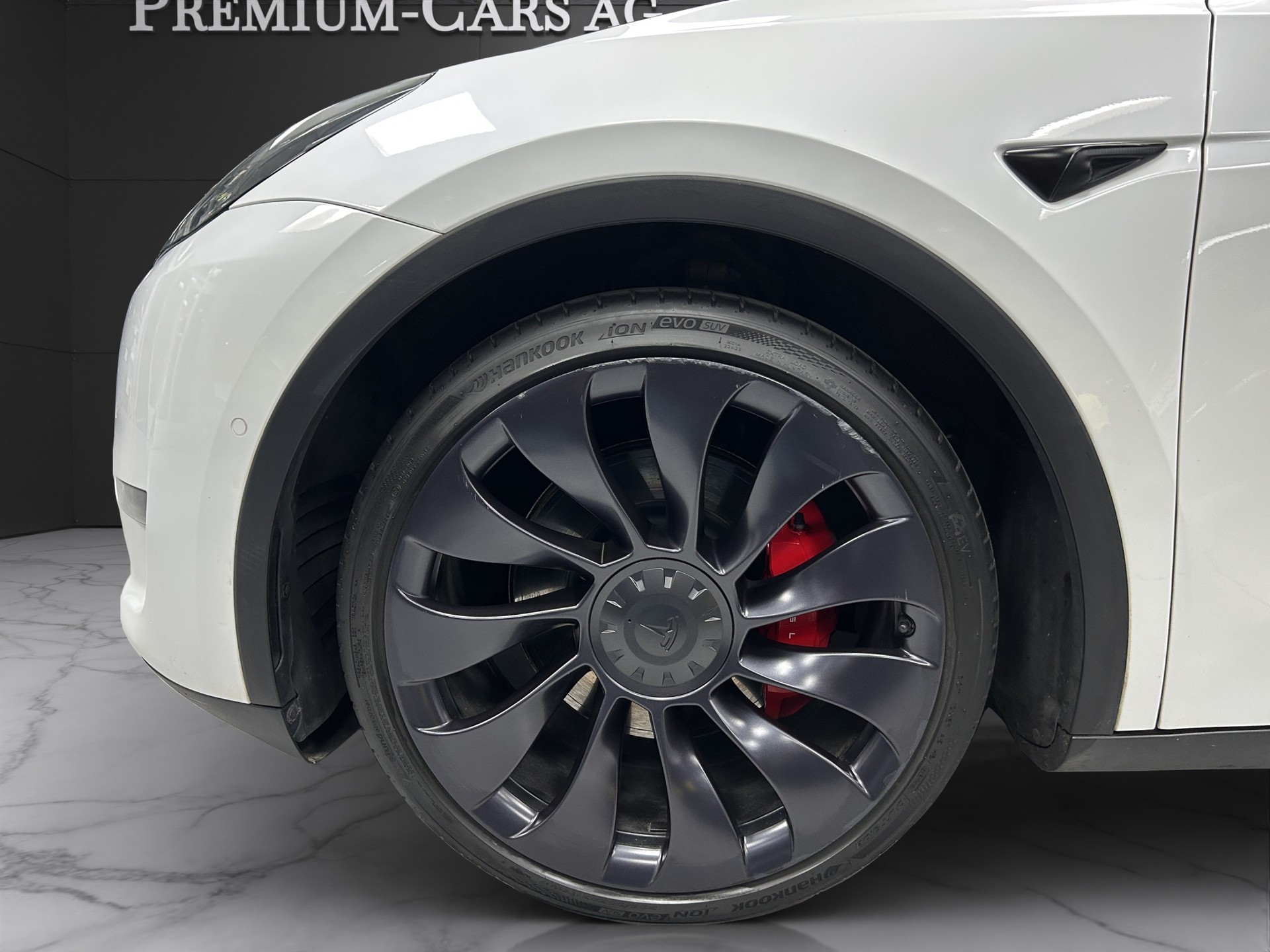 TESLA Model Y Performance Batterie 91% Model 2023-image-13