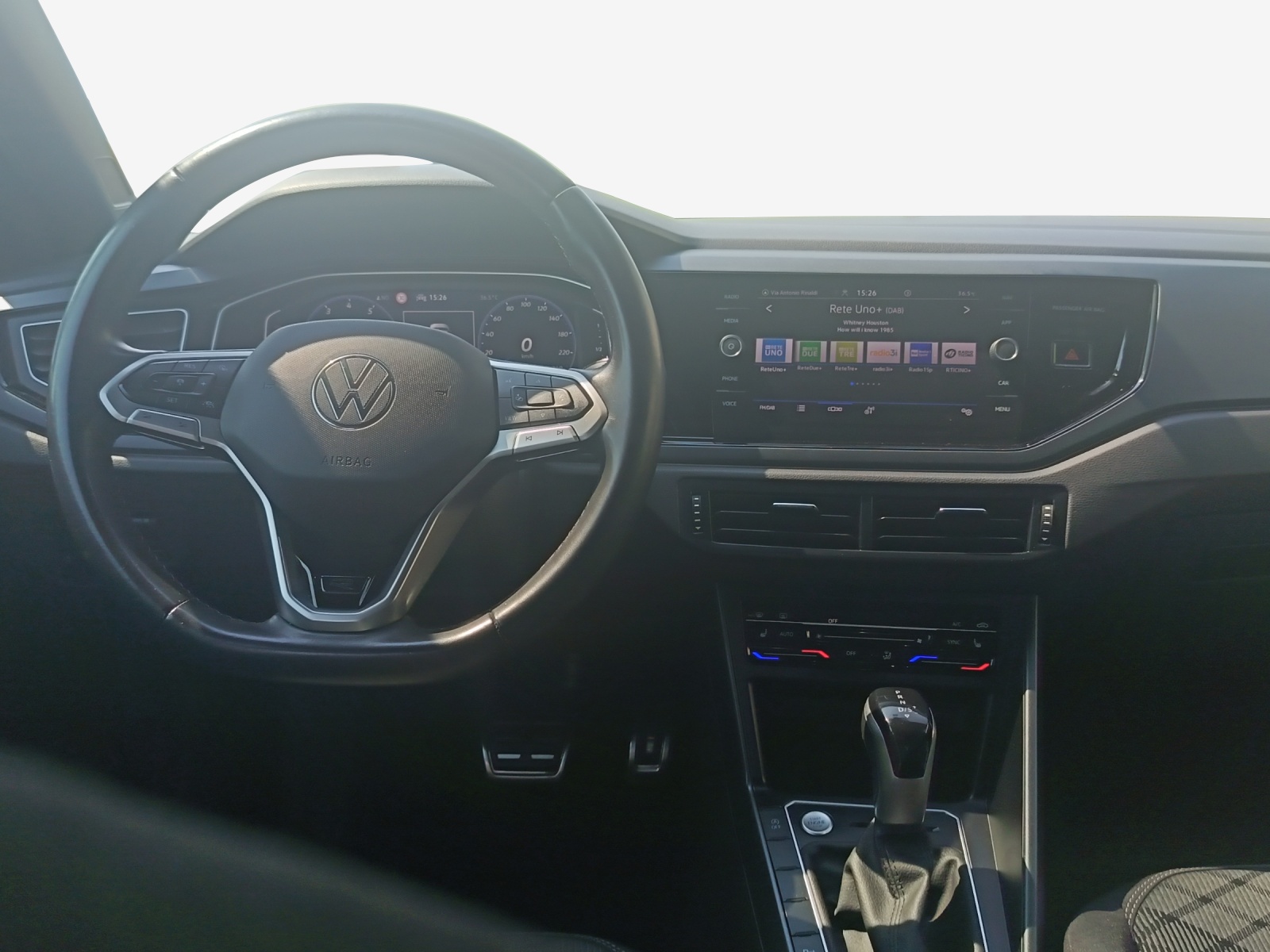 VW Taigo 1.0 TSI R-Line DSG-image-7