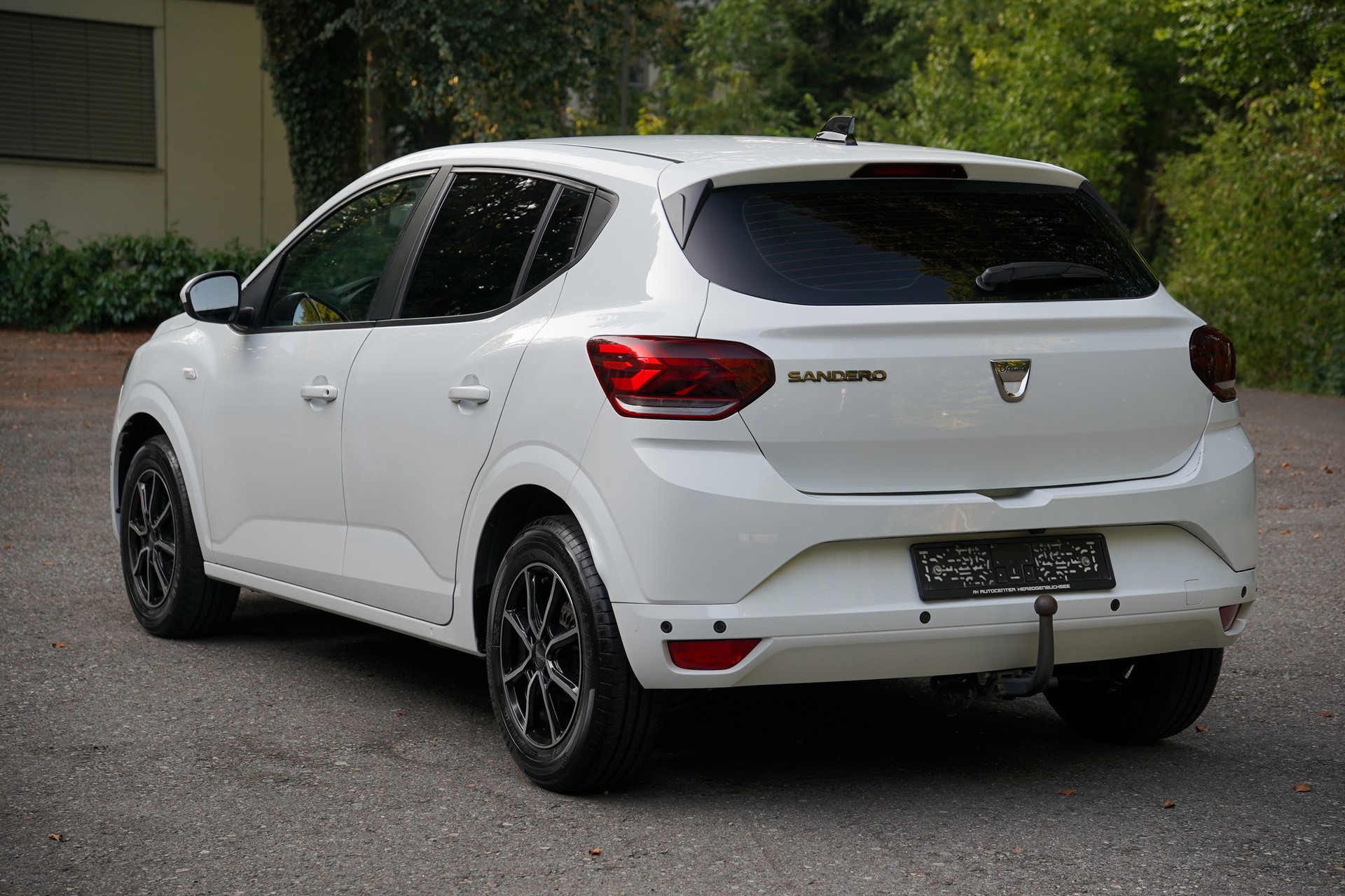 DACIA Sandero TCe 90 Comfort CVT-image-4