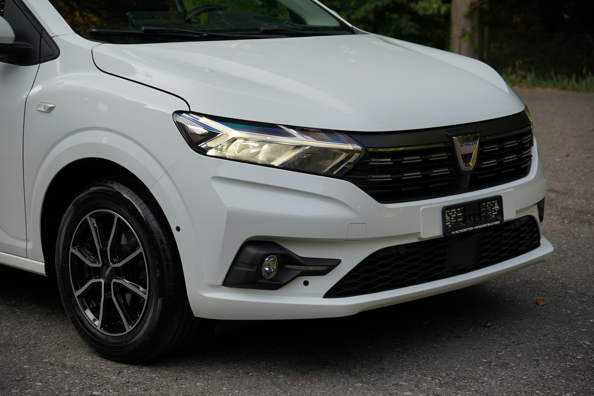 DACIA Sandero TCe 90 Comfort CVT-image-7