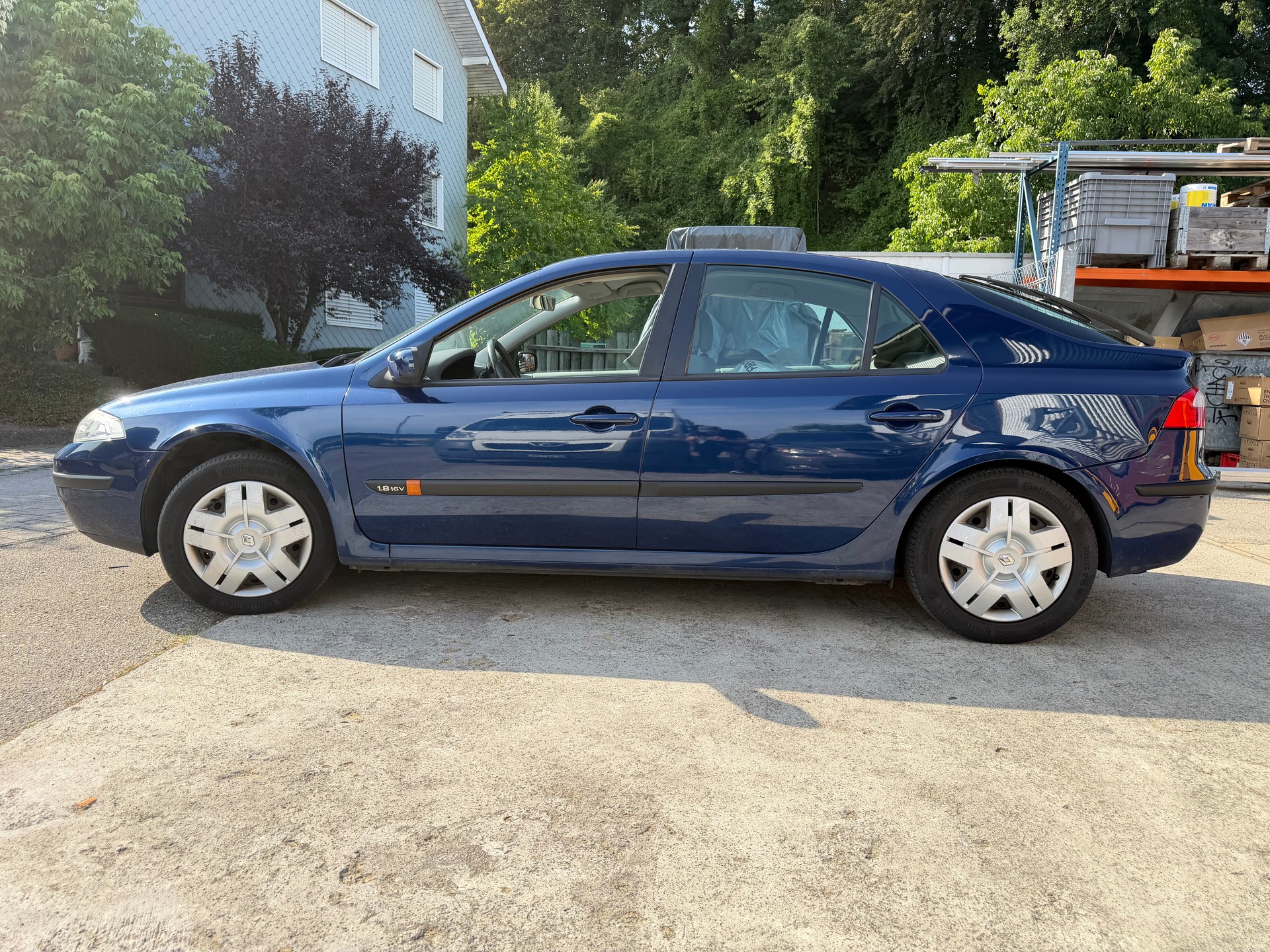 RENAULT Laguna 1.8 16V Expression-image-6