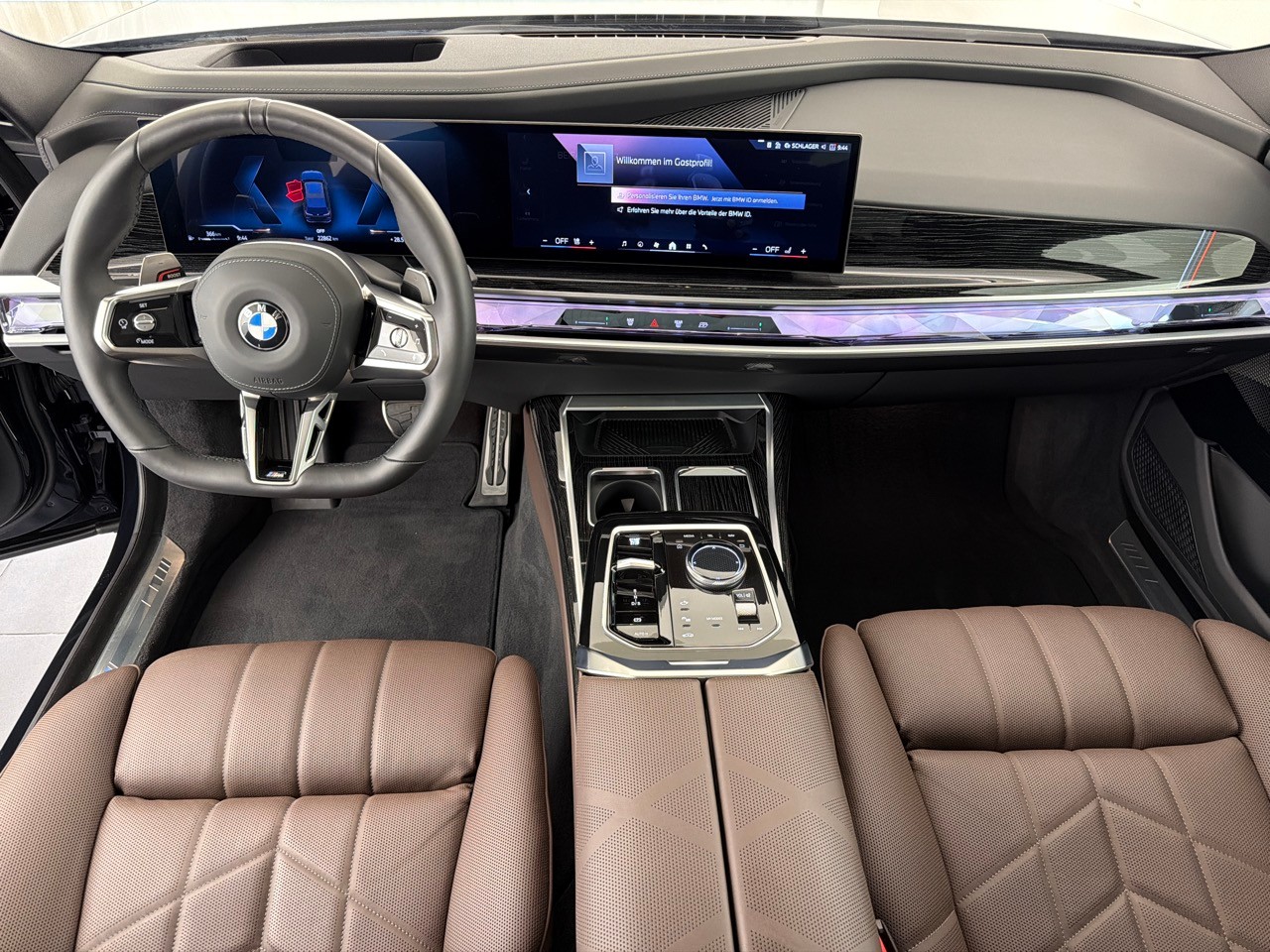 BMW 740d xDrive 48V M Sport-image-6