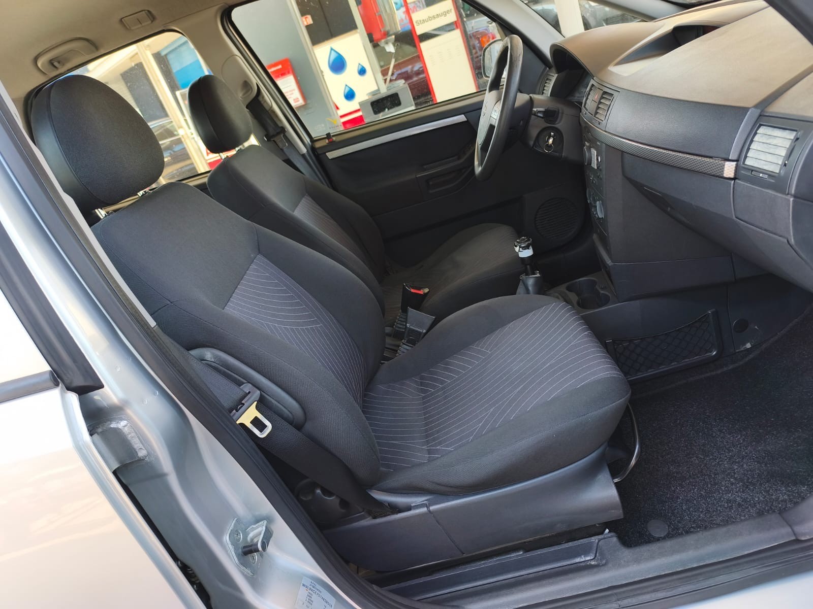 OPEL Meriva 1.6i-16 TP (Essentia)-image-19