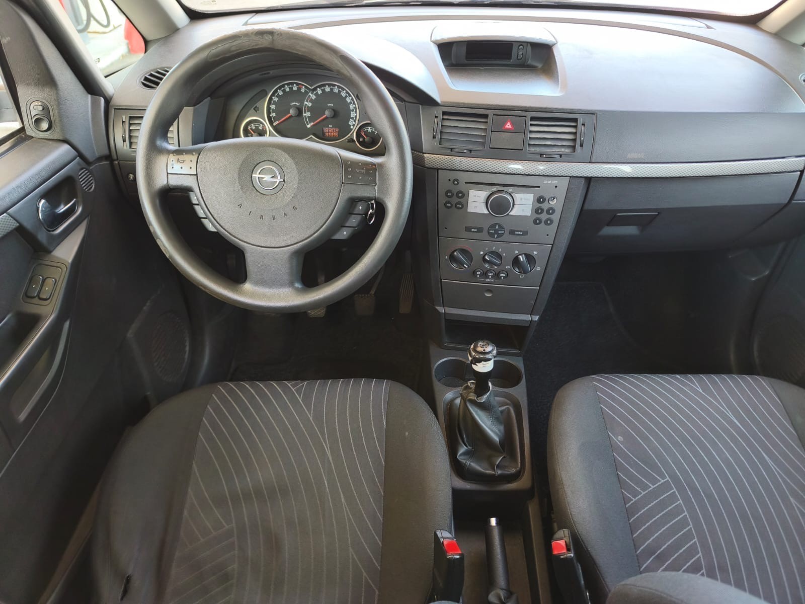 OPEL Meriva 1.6i-16 TP (Essentia)-image-15