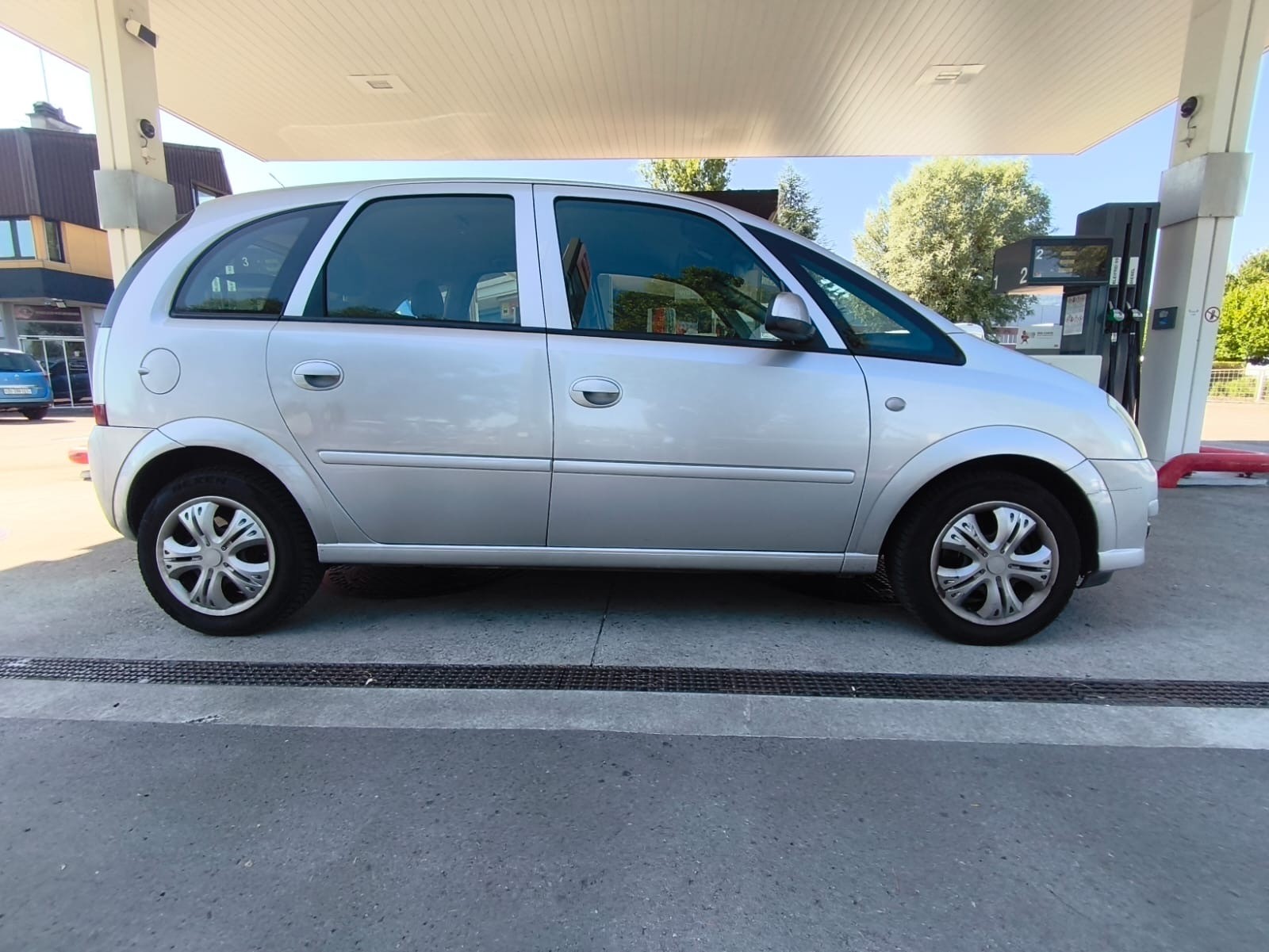 OPEL Meriva 1.6i-16 TP (Essentia)-image-6