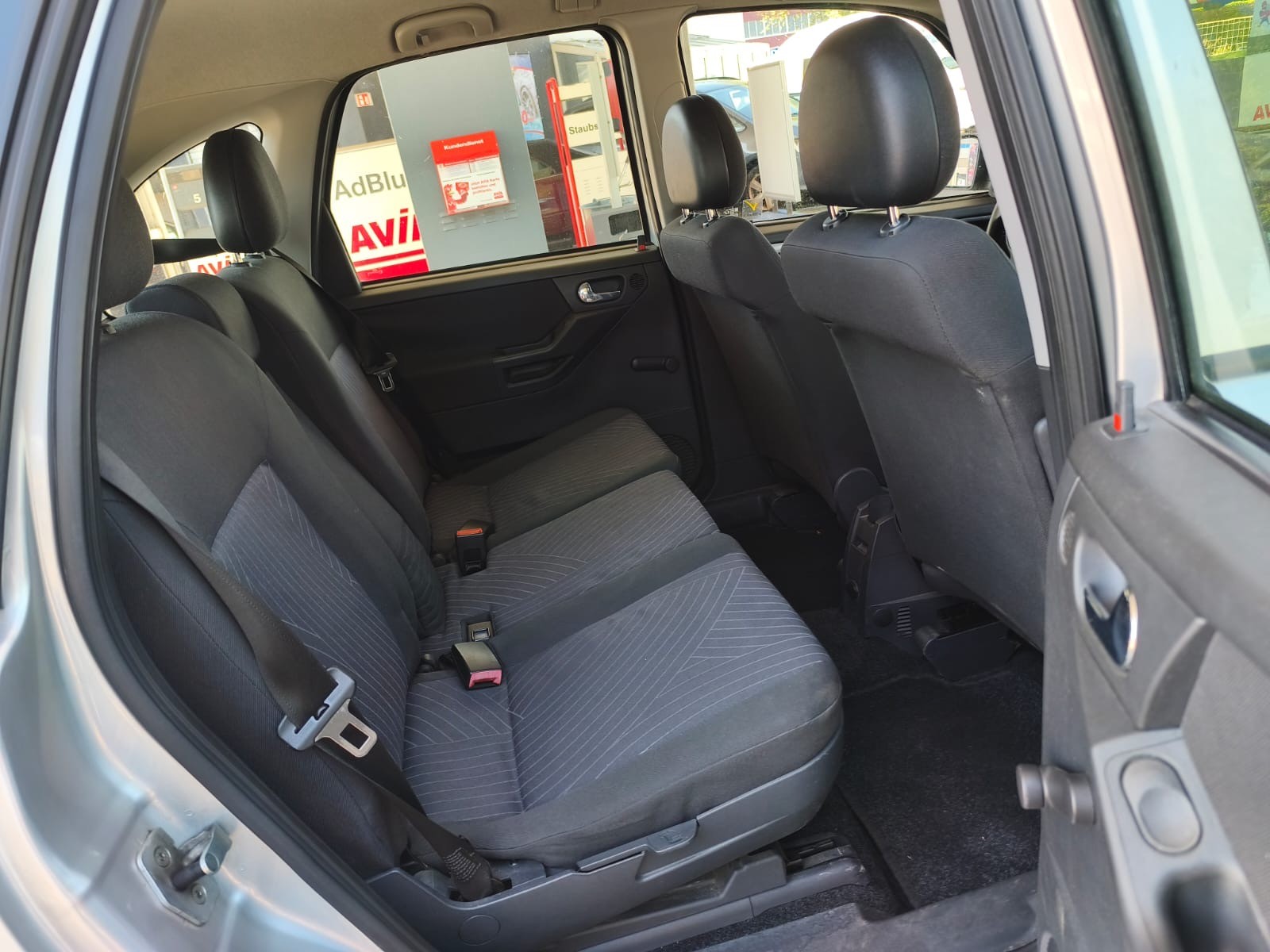 OPEL Meriva 1.6i-16 TP (Essentia)-image-11