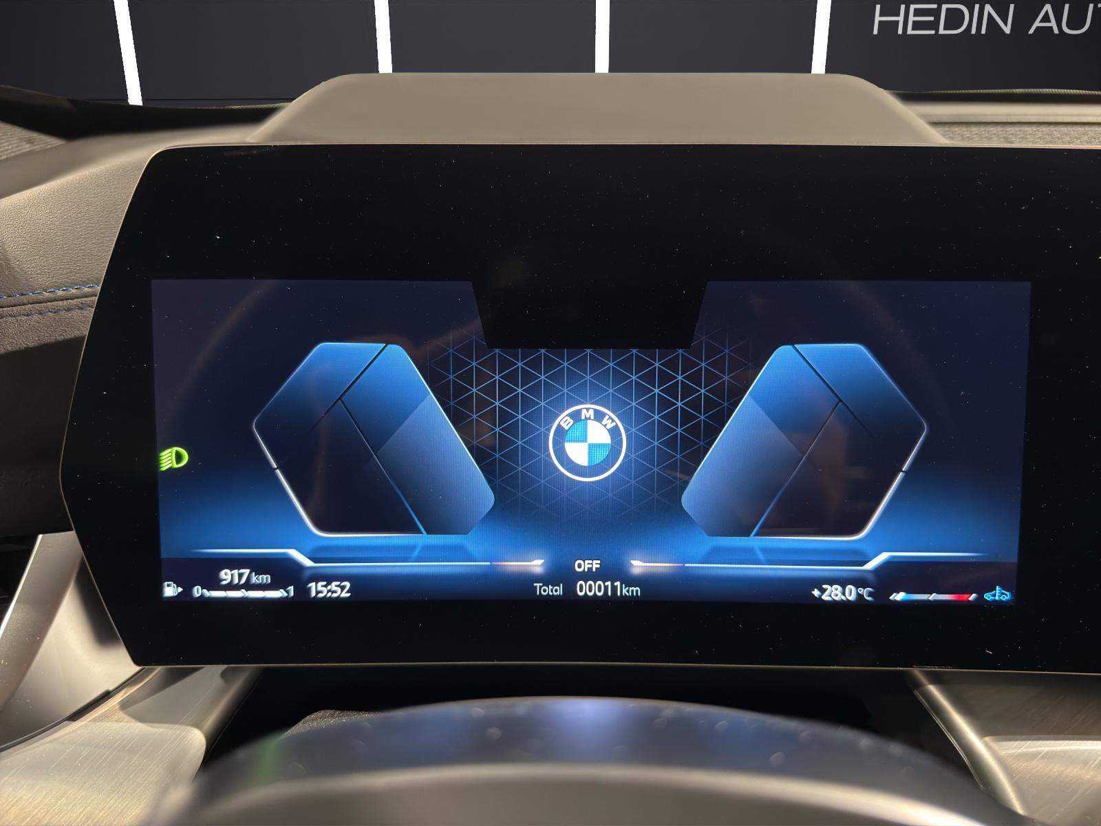 BMW X1 23d xDrive paddles-image-10