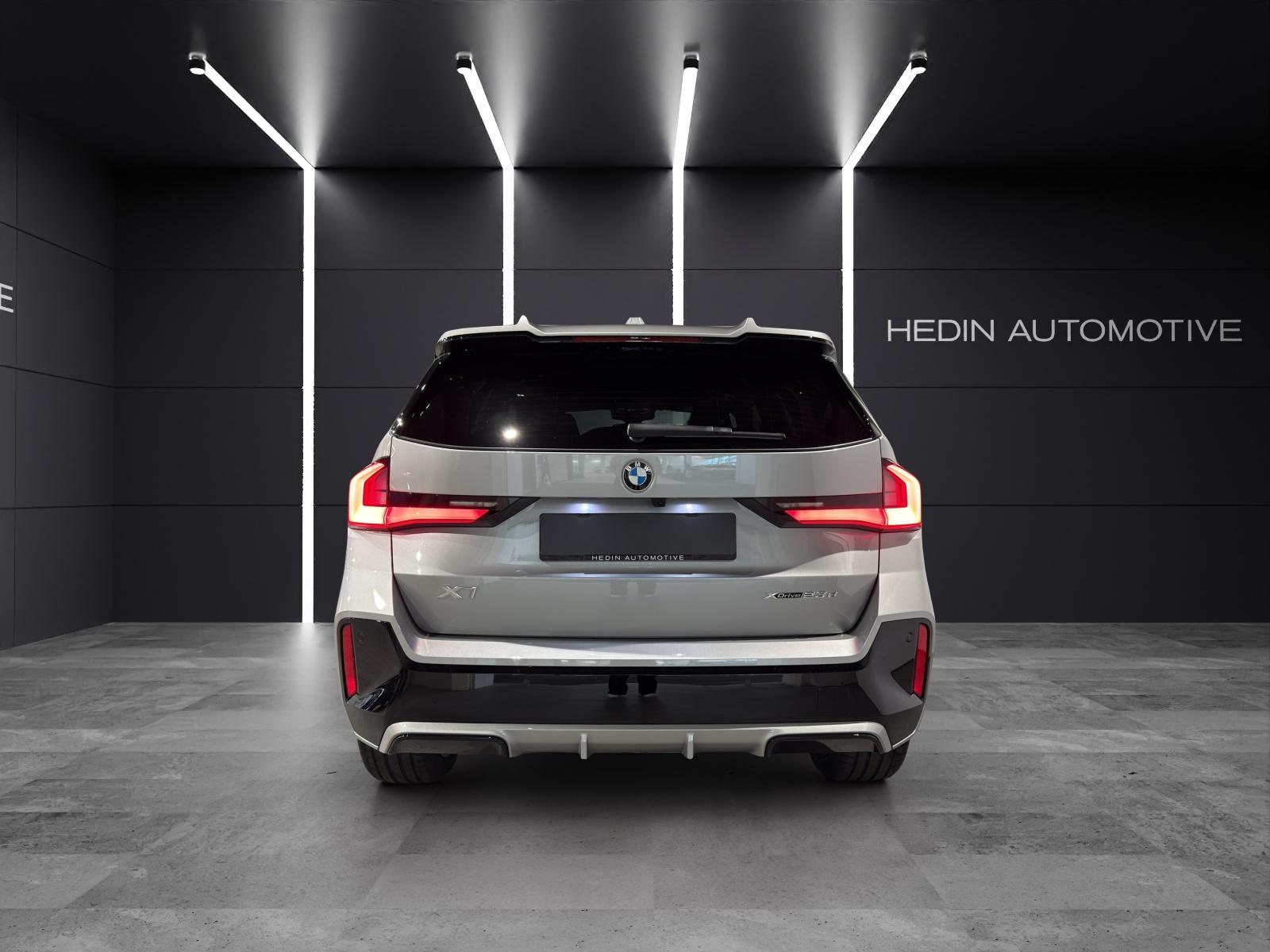 BMW X1 23d xDrive paddles-image-4