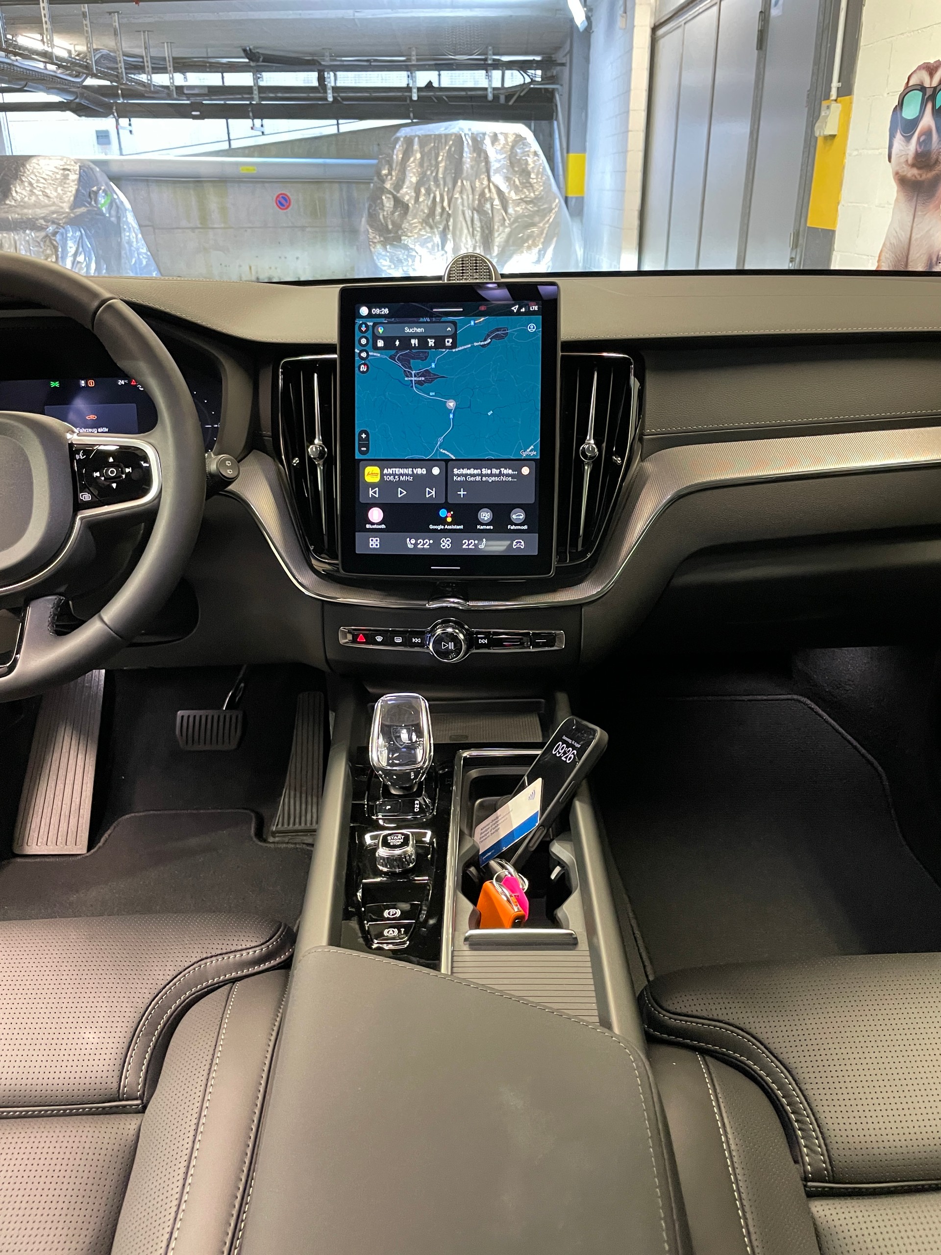 VOLVO XC60 T6 eAWD PluginHybrid Ultra Black Geartronic-image-17