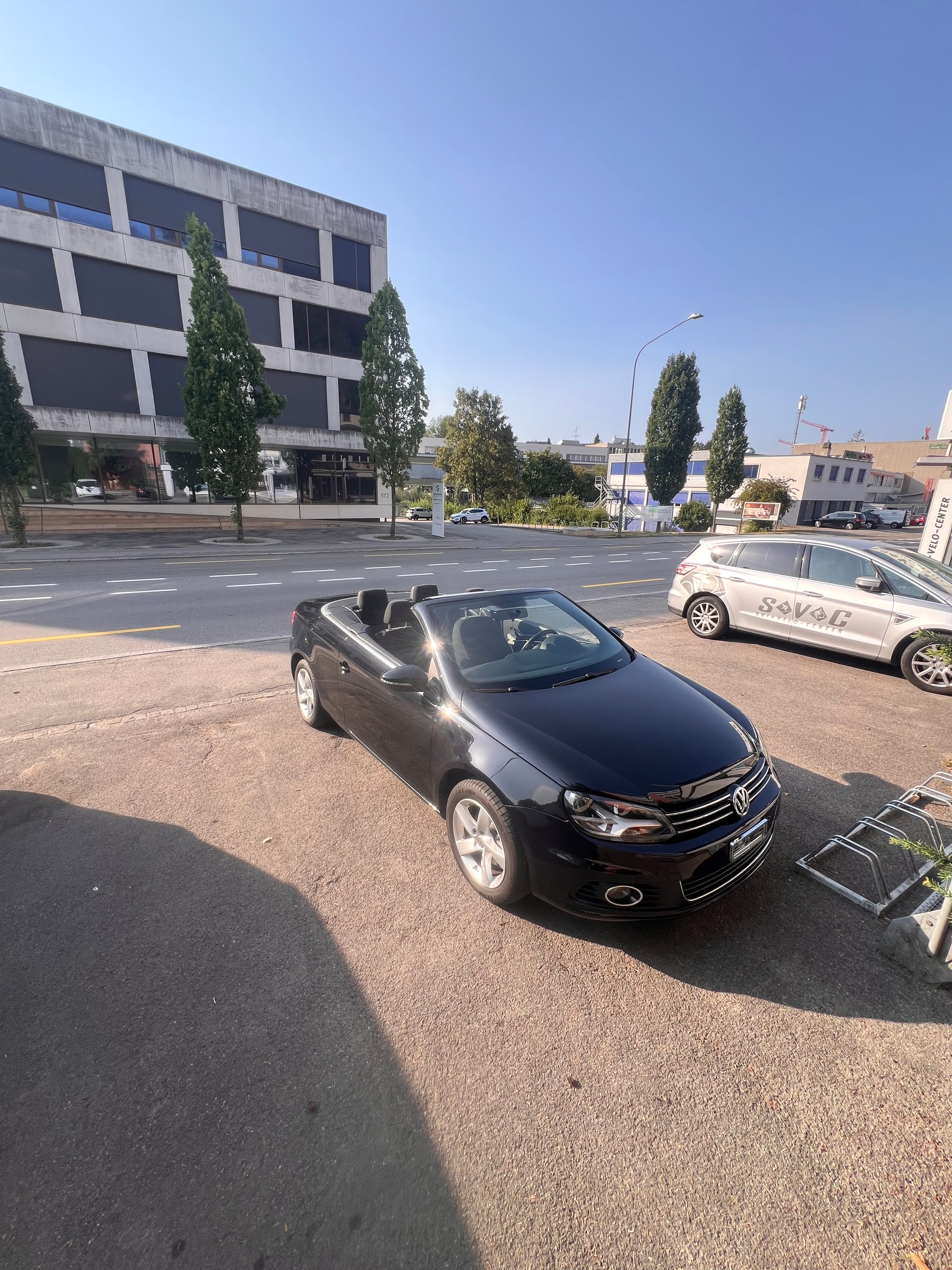 VW Eos 1.4 TSI BlueMotion Technology-image-0