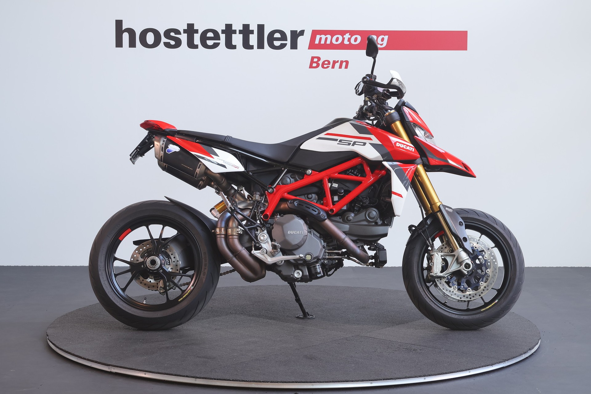 DUCATI Hypermotard 950 SP-showroom-element-1
