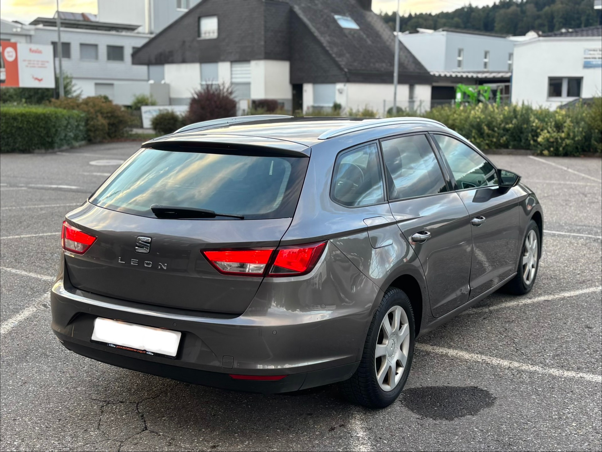 AUDI SEAT LEON STYLE 2.0TDI DSG 2017-image-2