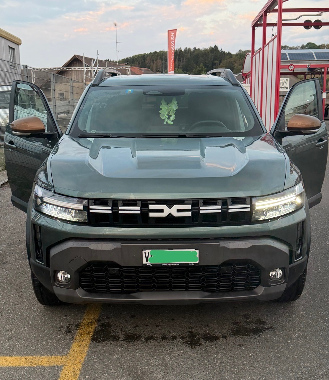 DACIA HEV 140 Hybrid Extrême-image-0
