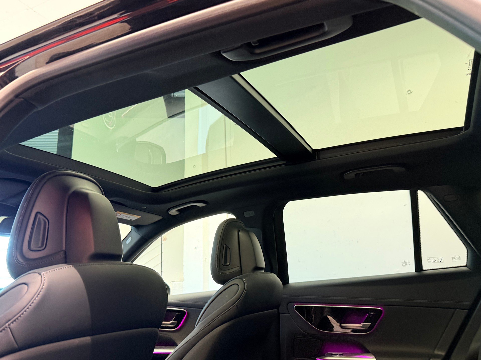 MERCEDES-BENZ GLC 300 d AMG 4Matic 9G-Tronic-image-16