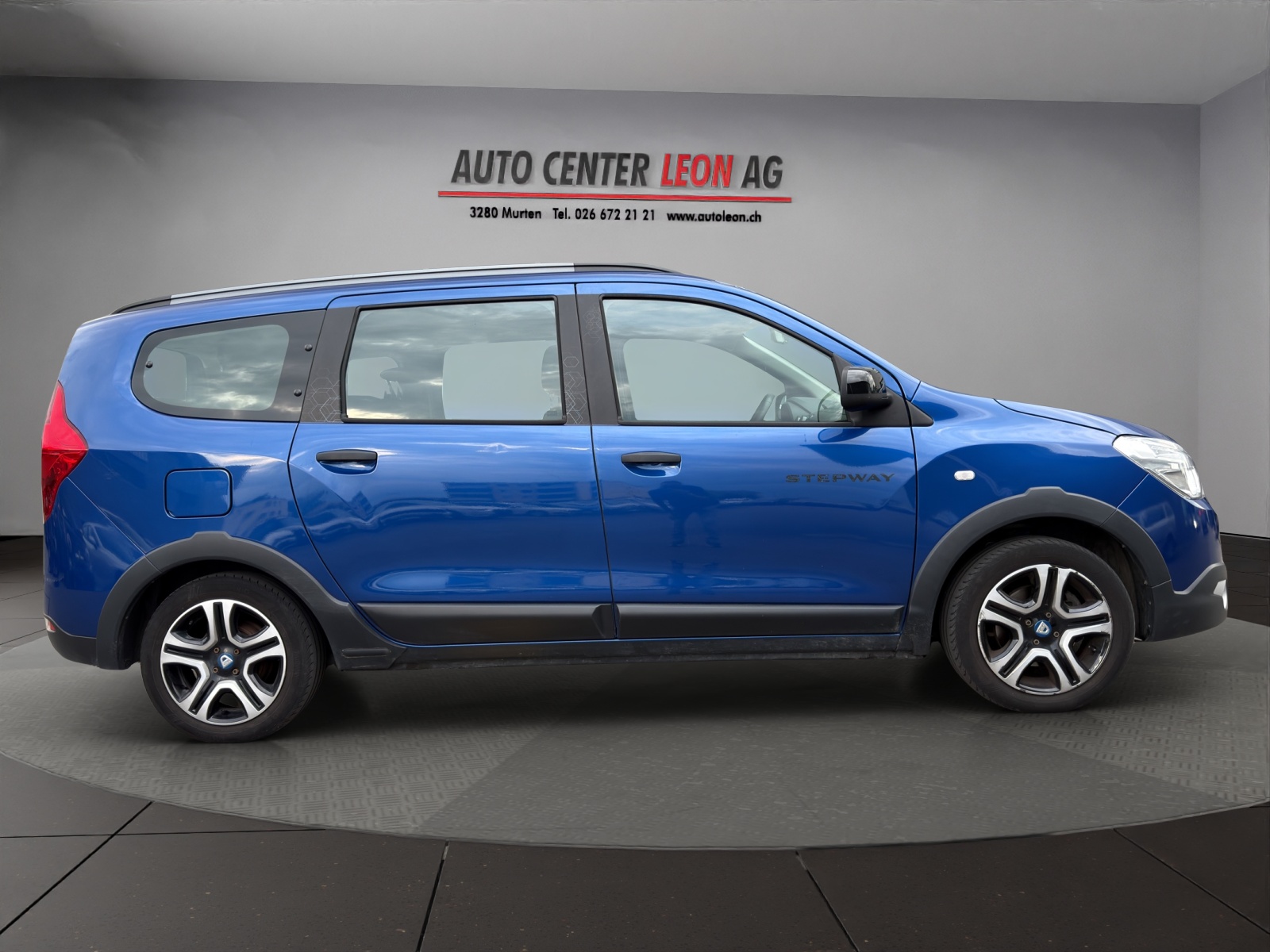 DACIA Lodgy TCE 130 Stepway 7PL-image-6