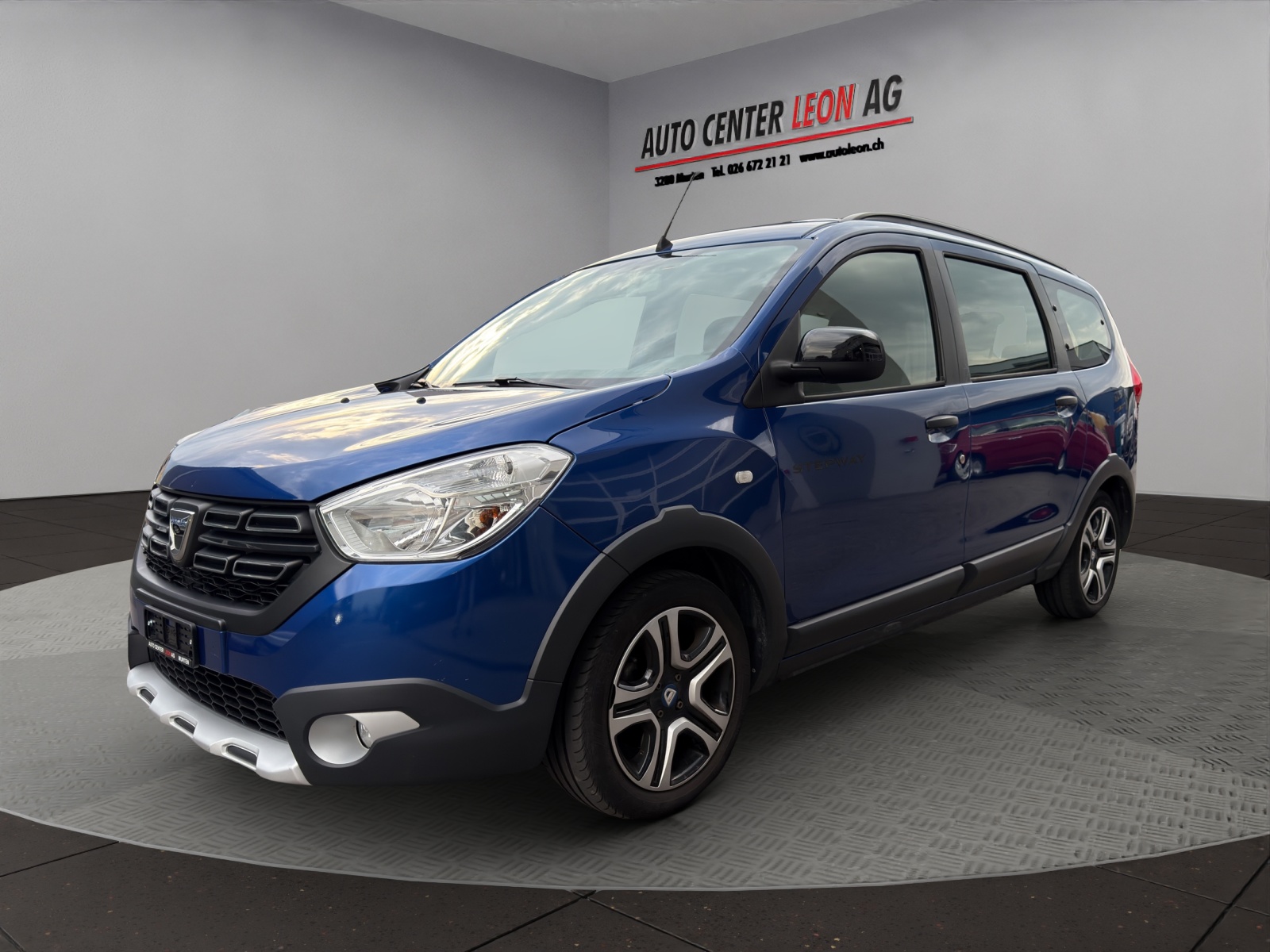 DACIA Lodgy TCE 130 Stepway 7PL-showroom-element-1
