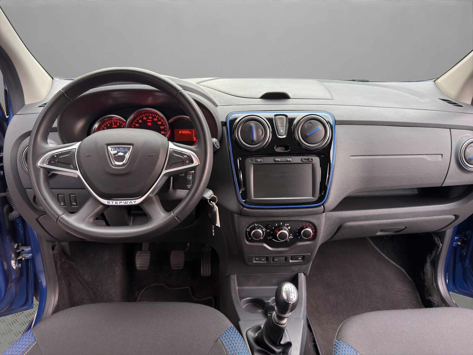 DACIA Lodgy TCE 130 Stepway 7PL-image-13