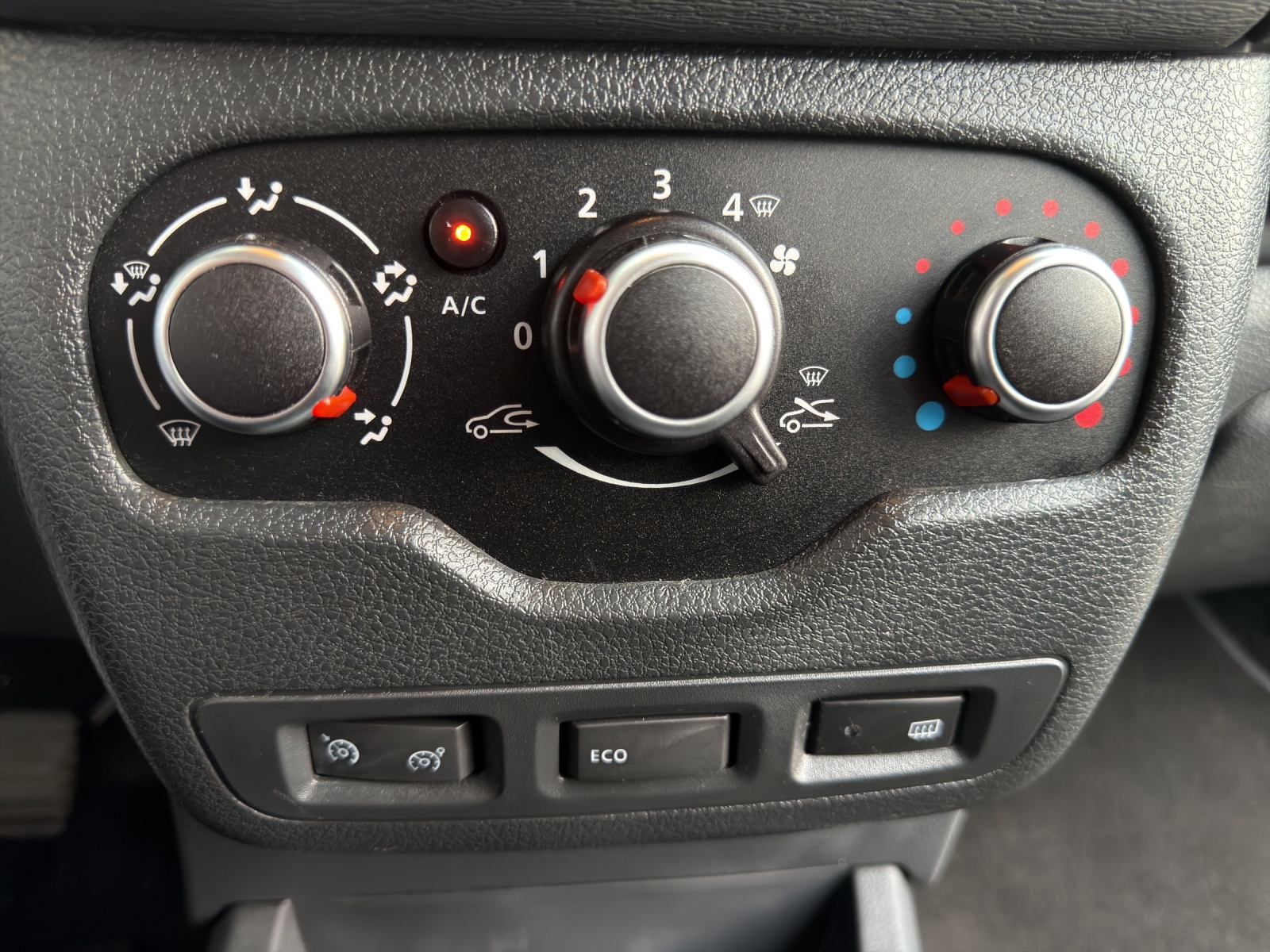 DACIA Lodgy TCE 130 Stepway 7PL-image-20