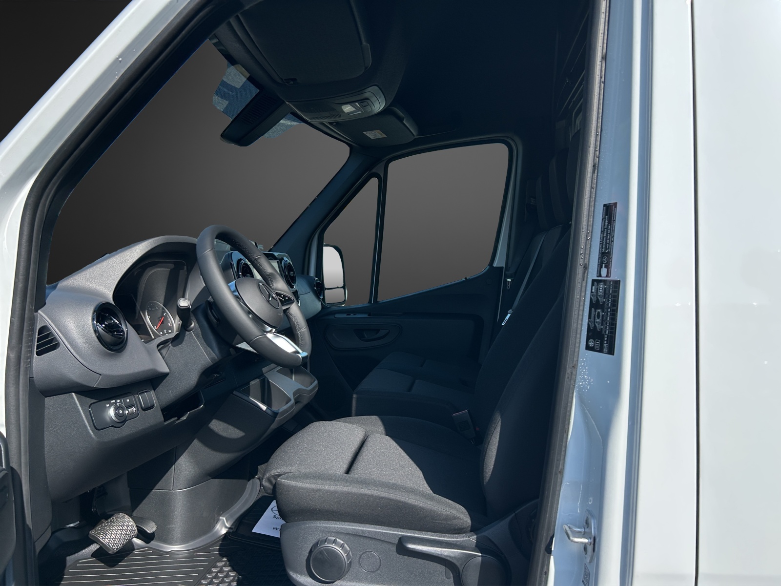 MERCEDES-BENZ Sprinter 317 CDI Standard 9G-TRONIC-image-9