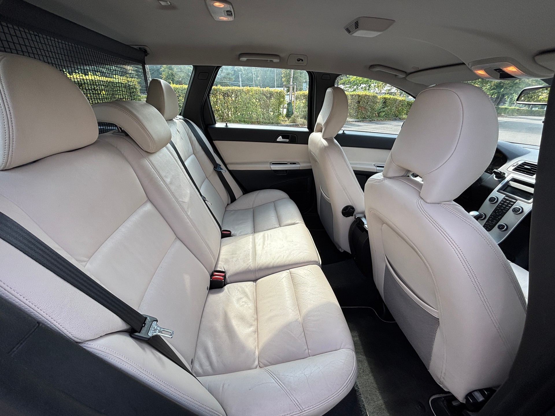 VOLVO 1.6 D DRIVe Kinetic S/S-image-4