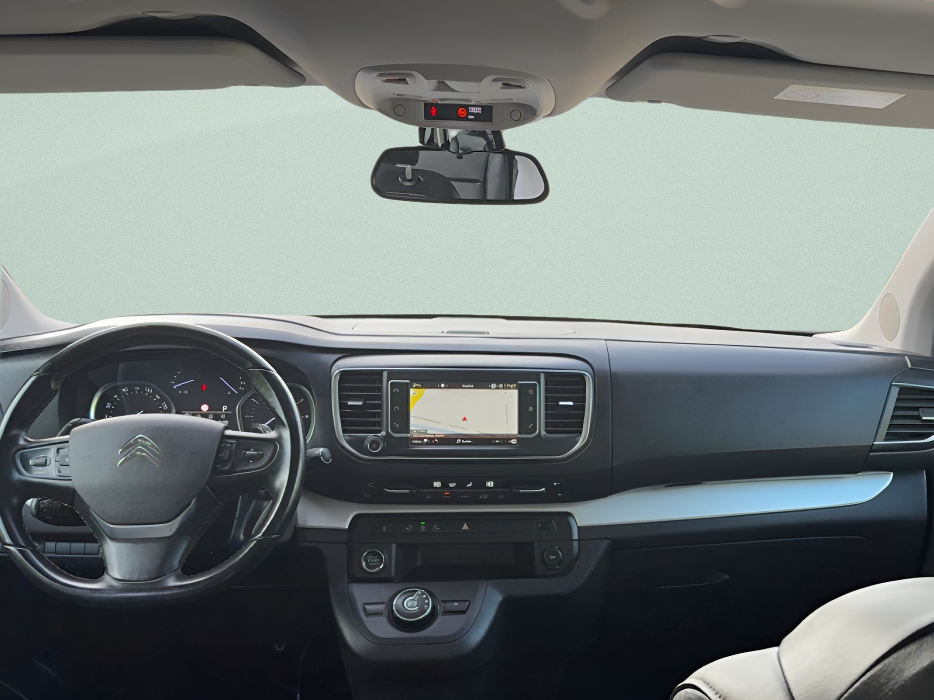 CITROEN Spacetourer 2.0 BlueHDi ShineM EAT-image-12