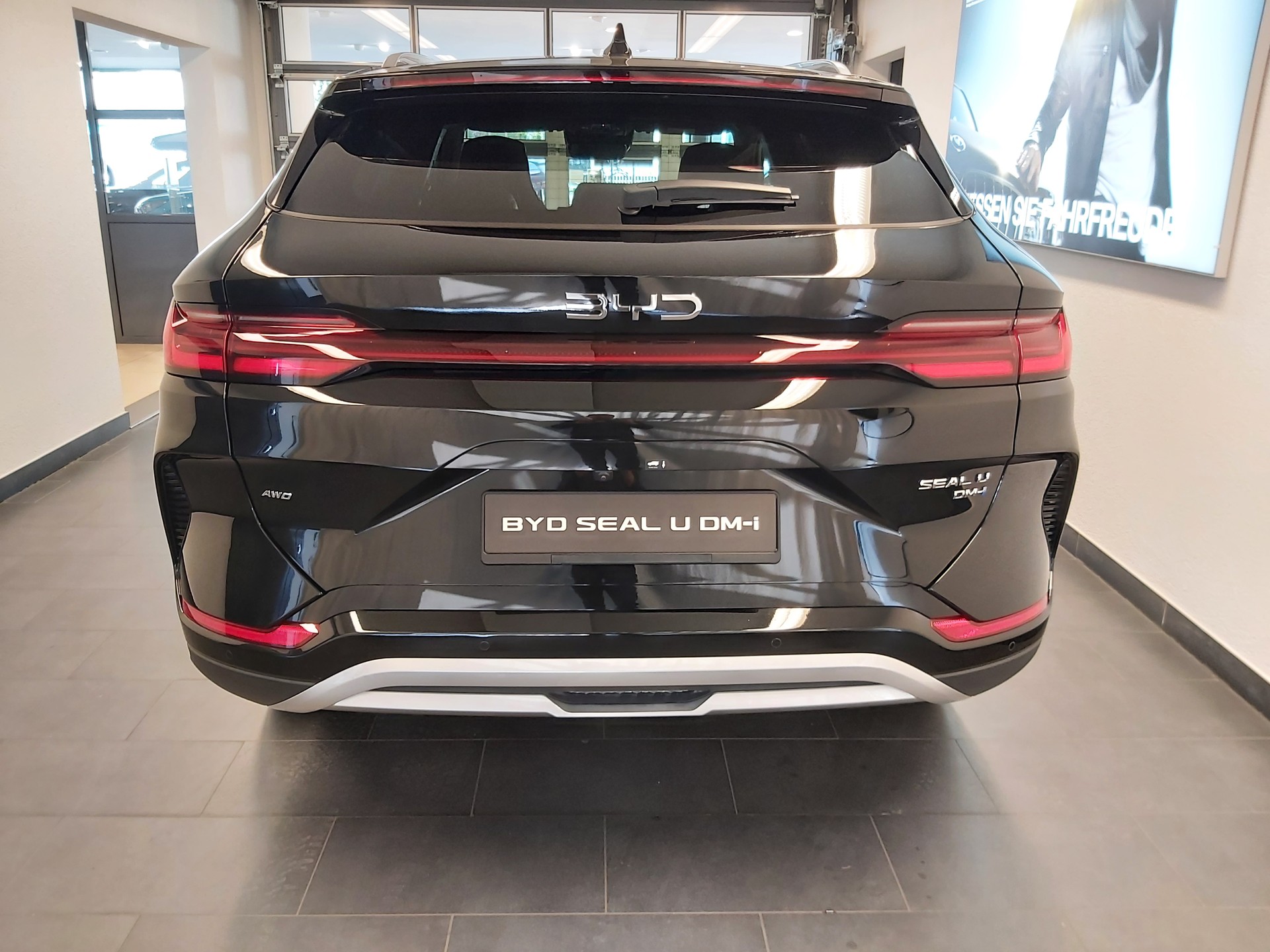 BYD Seal U DM-i Design AWD-image-6