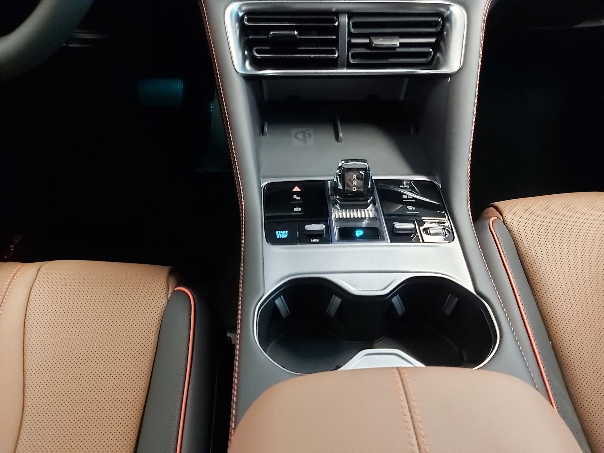 BYD Seal U DM-i Design AWD-image-18