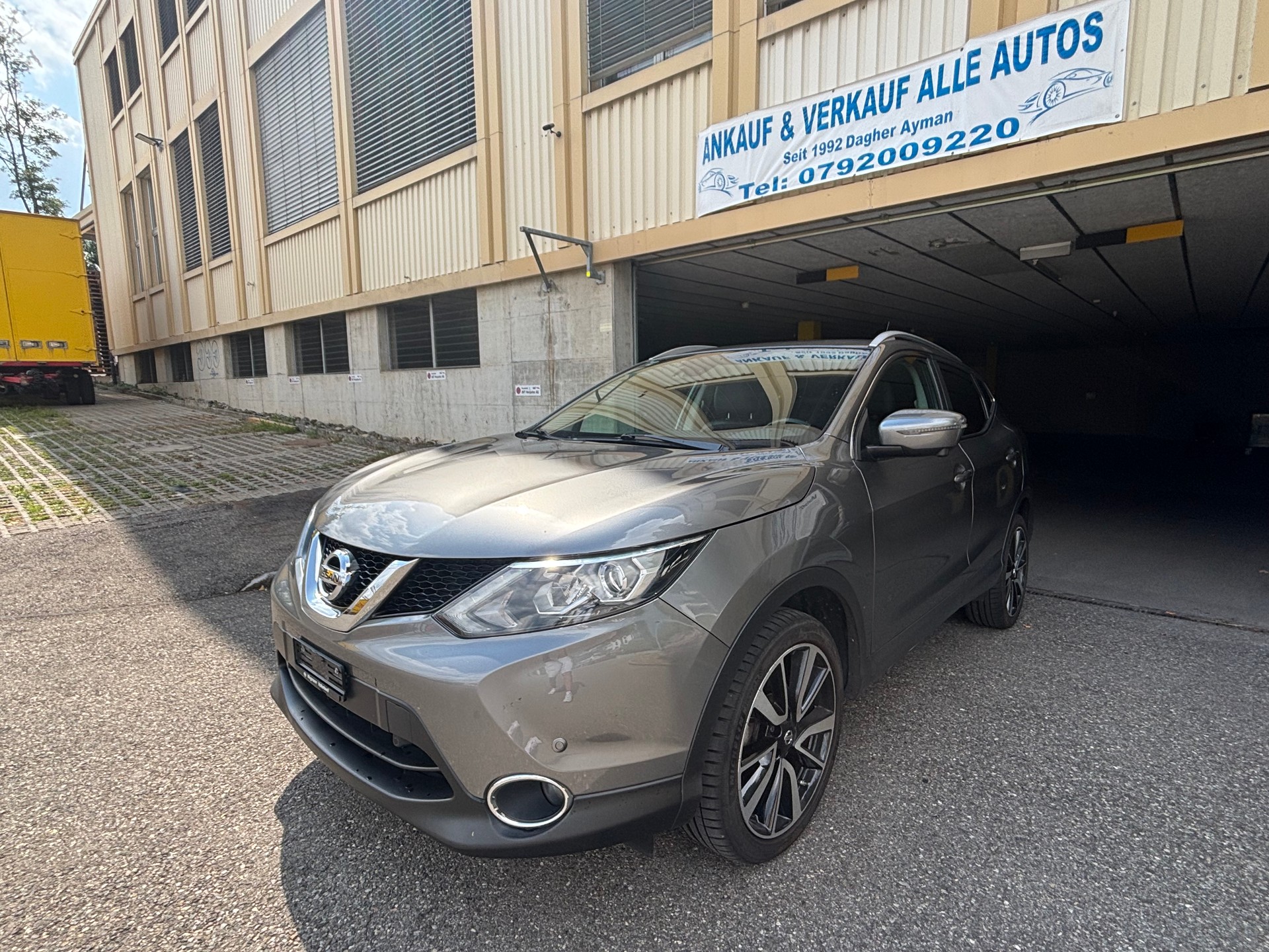 NISSAN Qashqai 1.2 DIG-T tekna Xtronic CVT-image-2