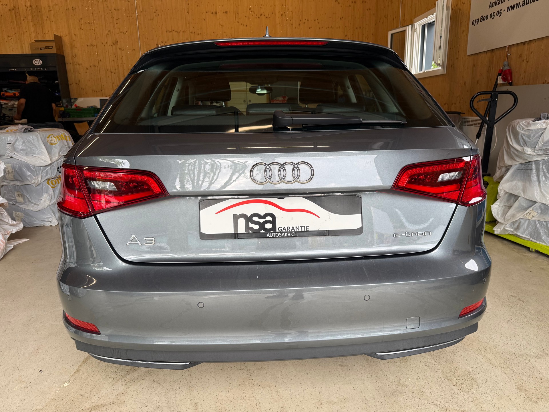 AUDI A3 Sportback 1.4 e-tron Ambition S-tronic-image-4