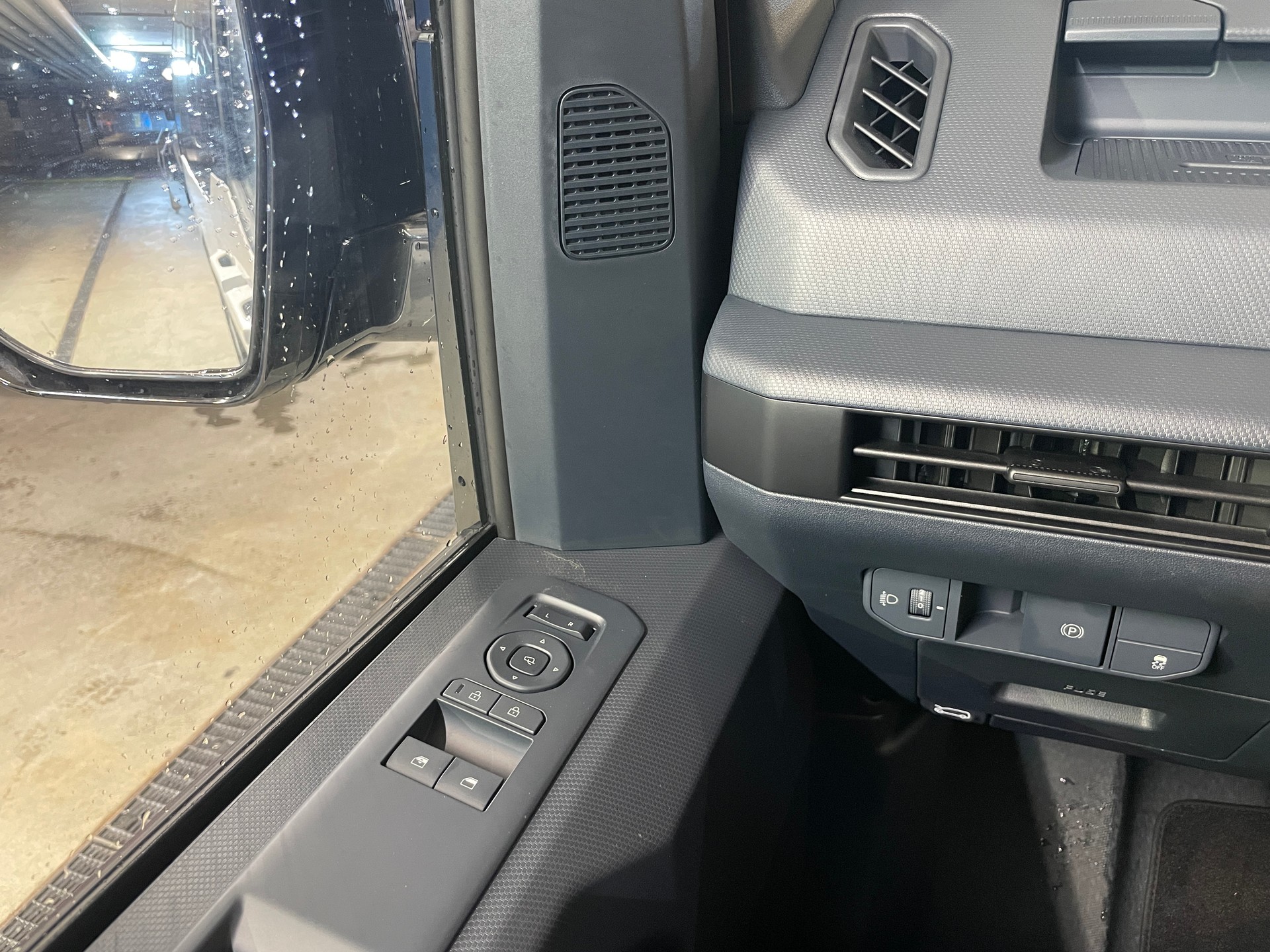 KIA PV5 71.2 kWh Elite mit Wärmepumpe, VOLLAUSSTATTUNG-image-18