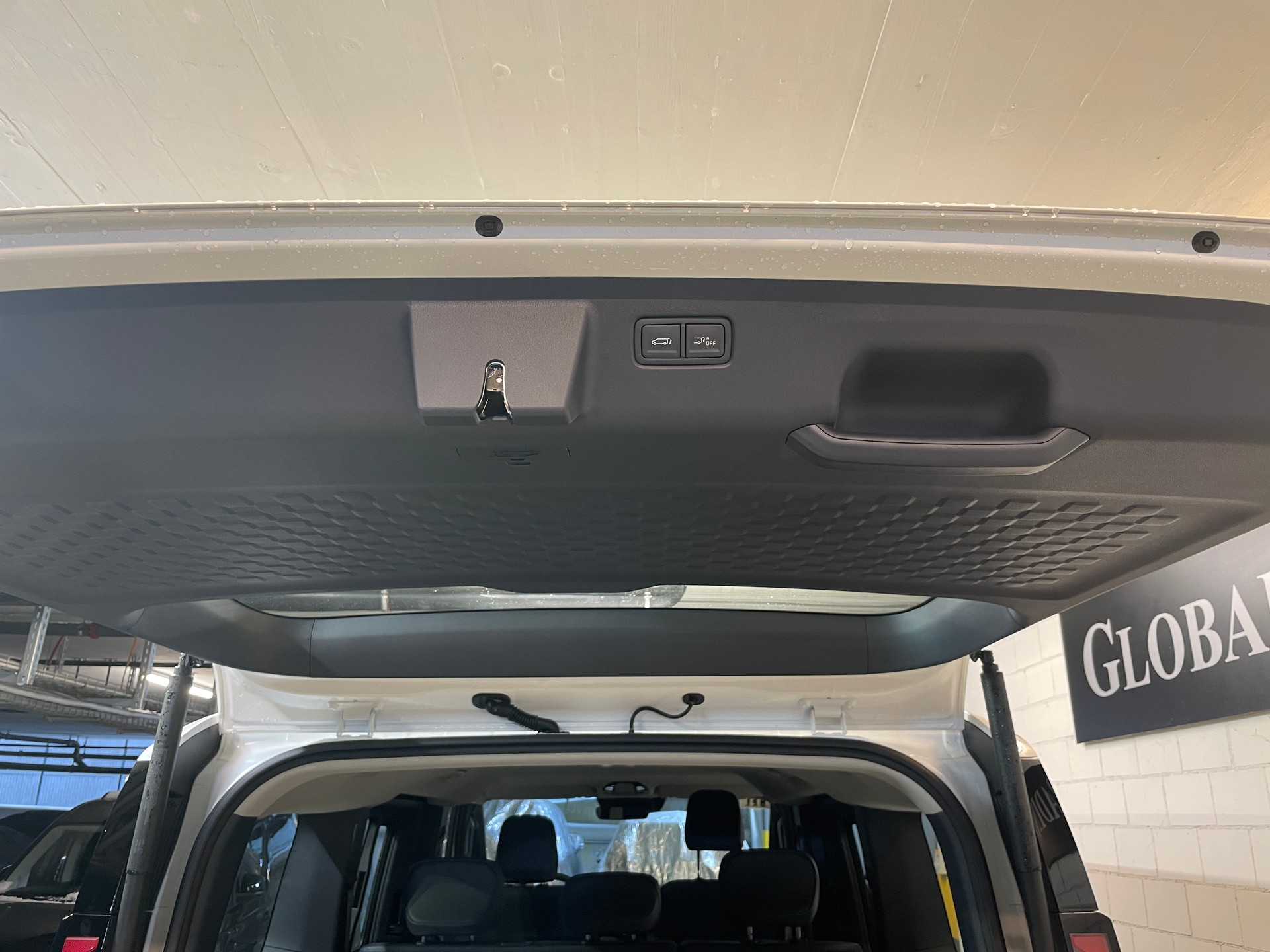 KIA PV5 71.2 kWh Elite mit Wärmepumpe, VOLLAUSSTATTUNG-image-6