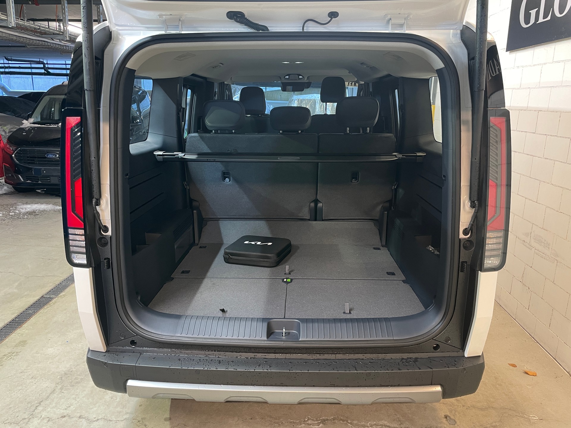 KIA PV5 71.2 kWh Elite mit Wärmepumpe, VOLLAUSSTATTUNG-image-5