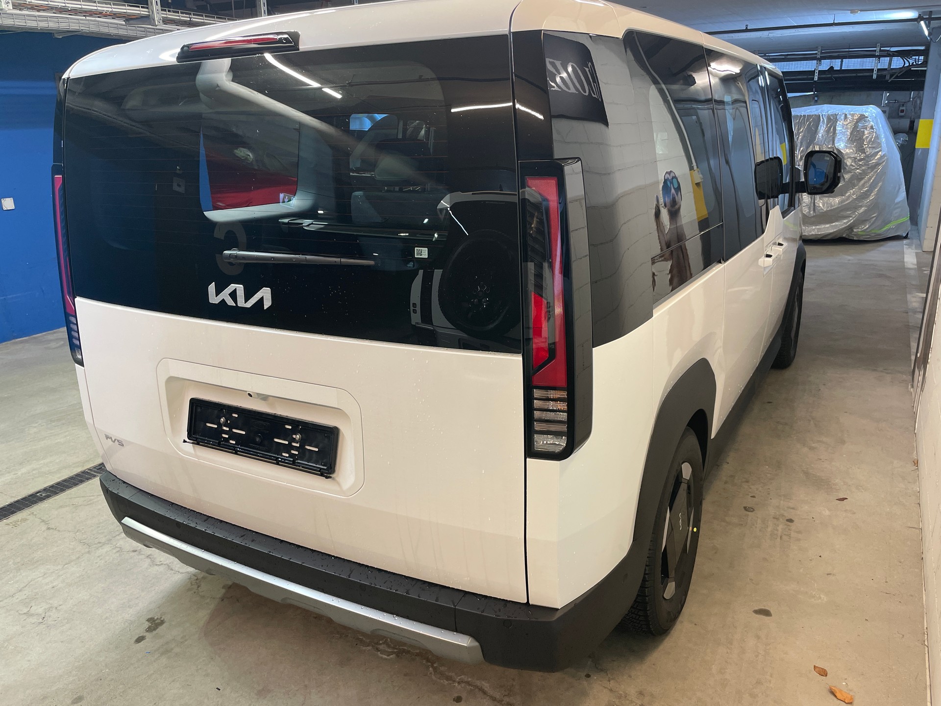 KIA PV5 71.2 kWh Elite mit Wärmepumpe, VOLLAUSSTATTUNG-showroom-element-3