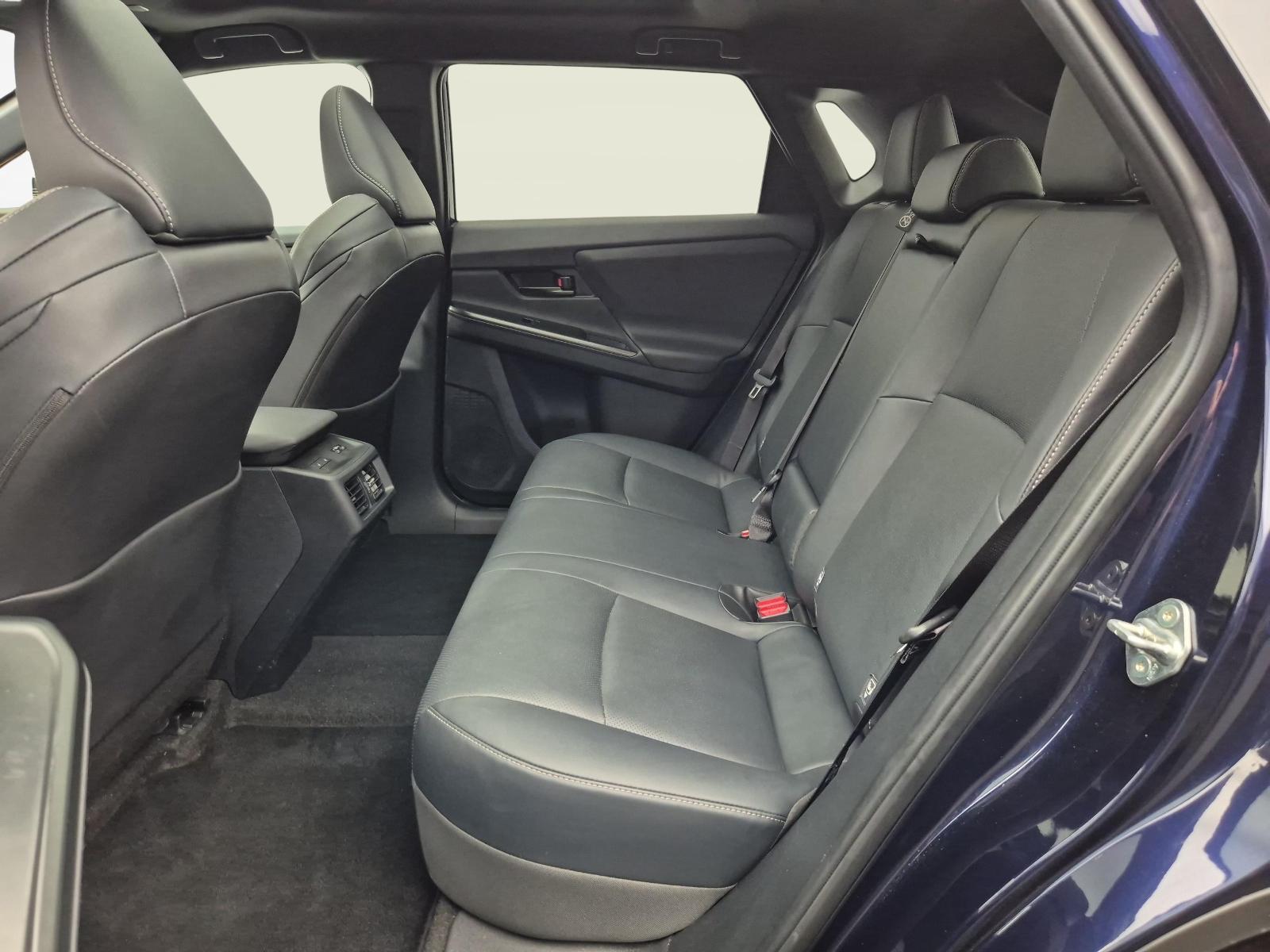 TOYOTA bZ4X 22kW OBC Premium AWD-showroom-element-3