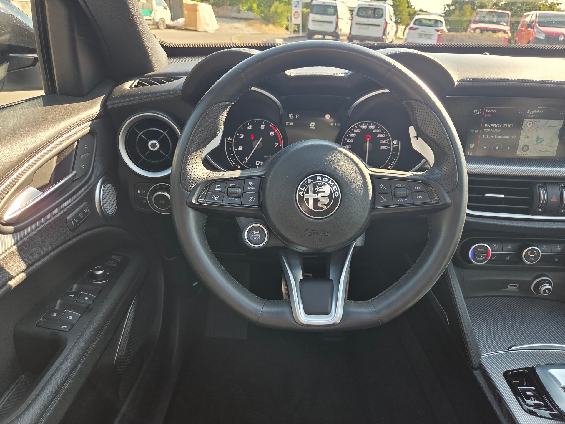ALFA ROMEO Stelvio 2.0 Veloce Sky Q4-image-12