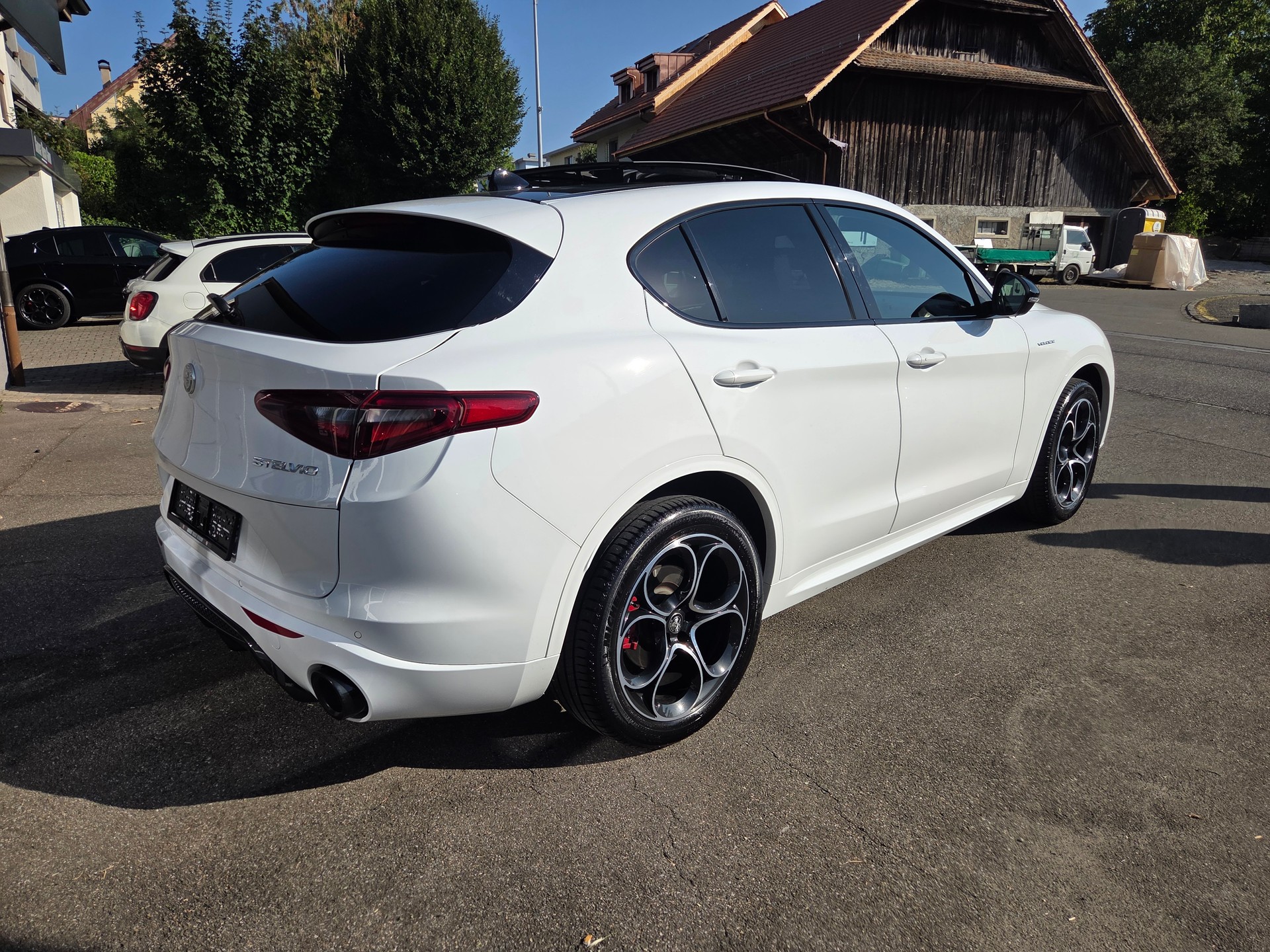ALFA ROMEO Stelvio 2.0 Veloce Sky Q4-image-4