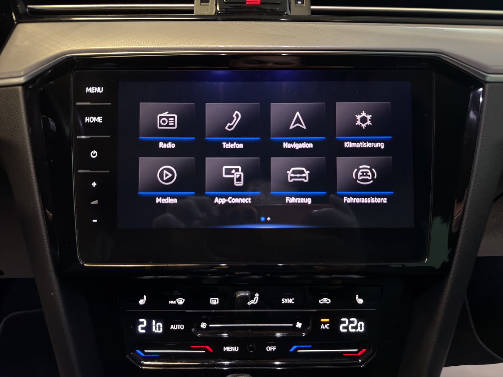 VW Passat 2.0 TDI BMT Business 4Motion DSG-image-9