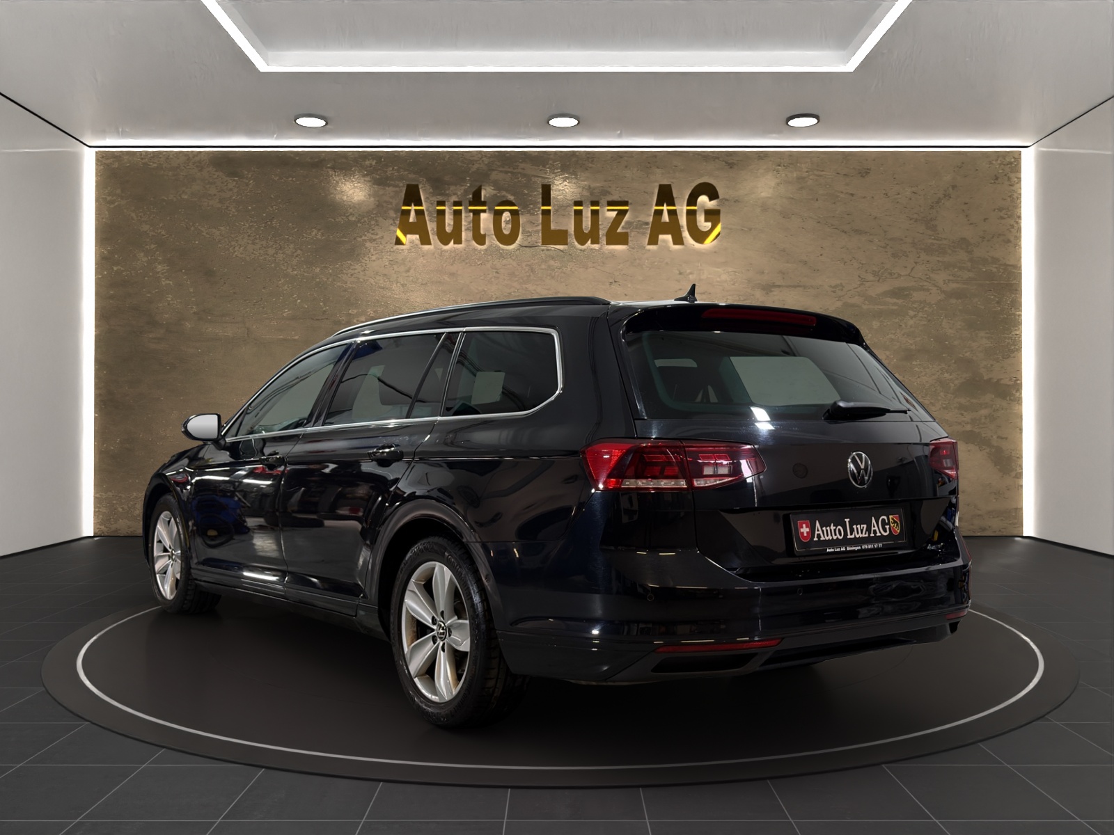 VW Passat 2.0 TDI BMT Business 4Motion DSG-image-4