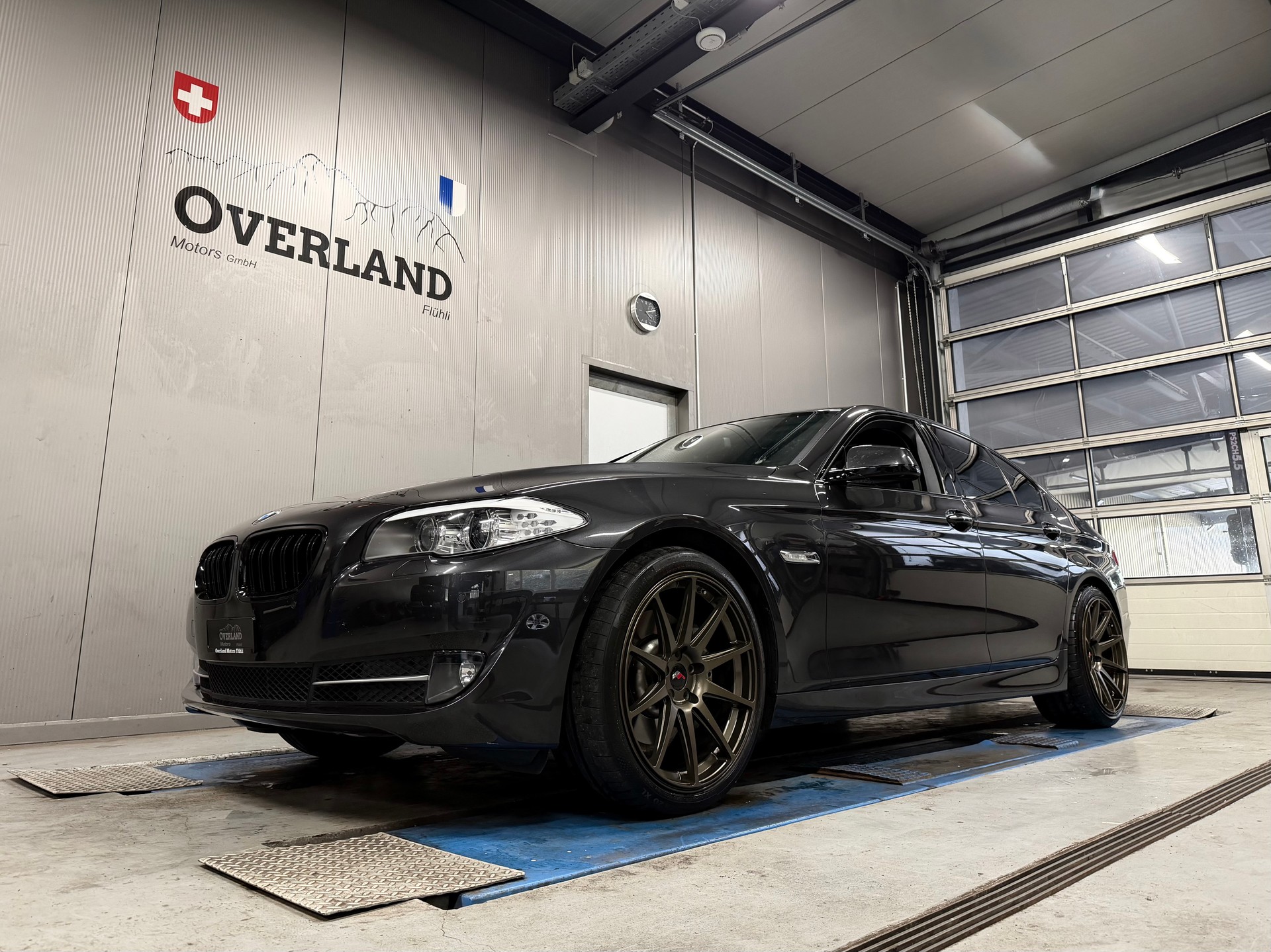 BMW 530d xDrive Steptronic-image-13